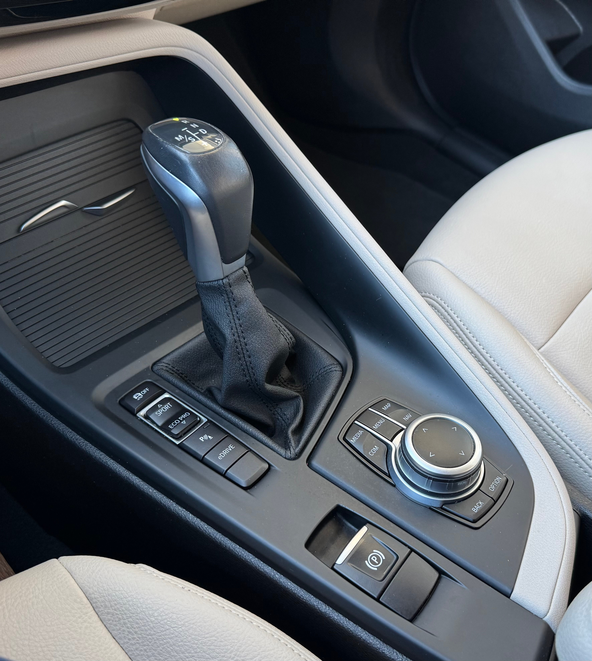 listing desktop thumbnail image 15