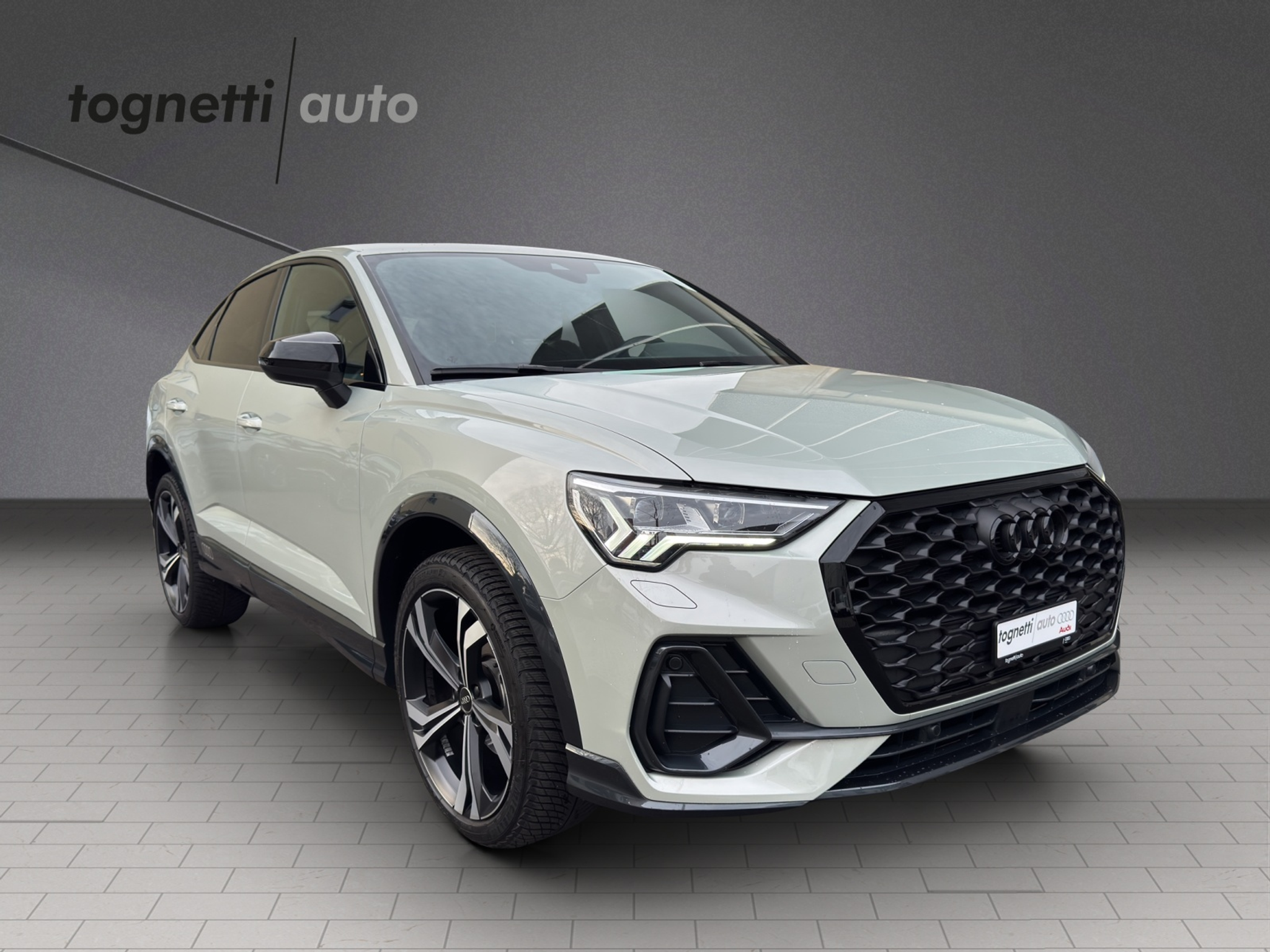 listing desktop thumbnail image 1