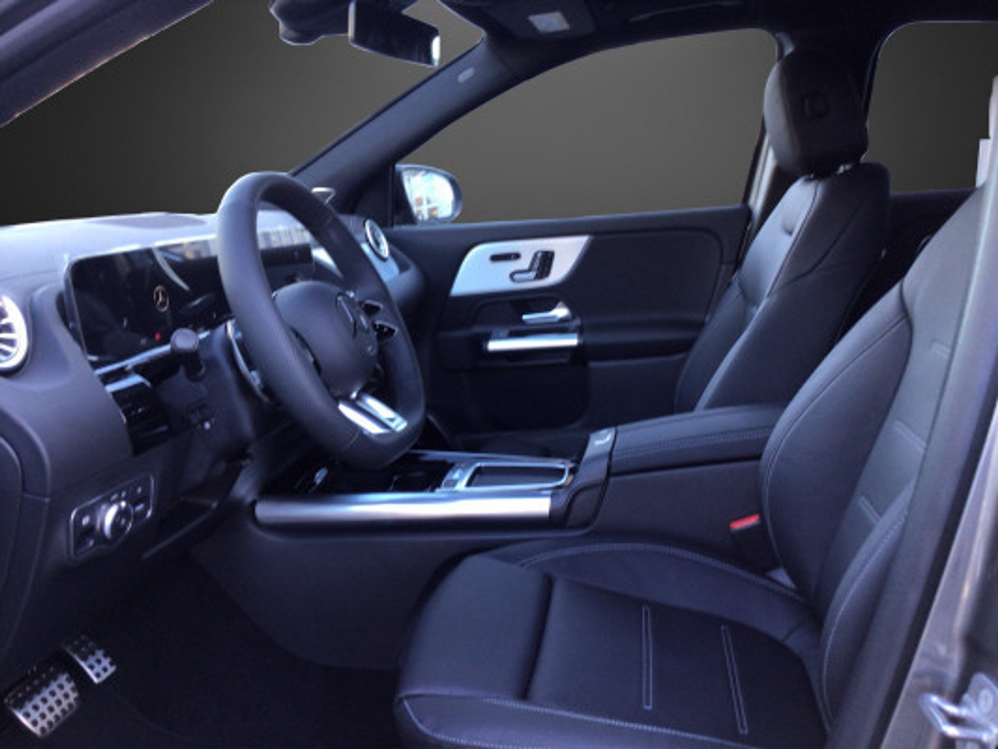 listing desktop thumbnail image 8