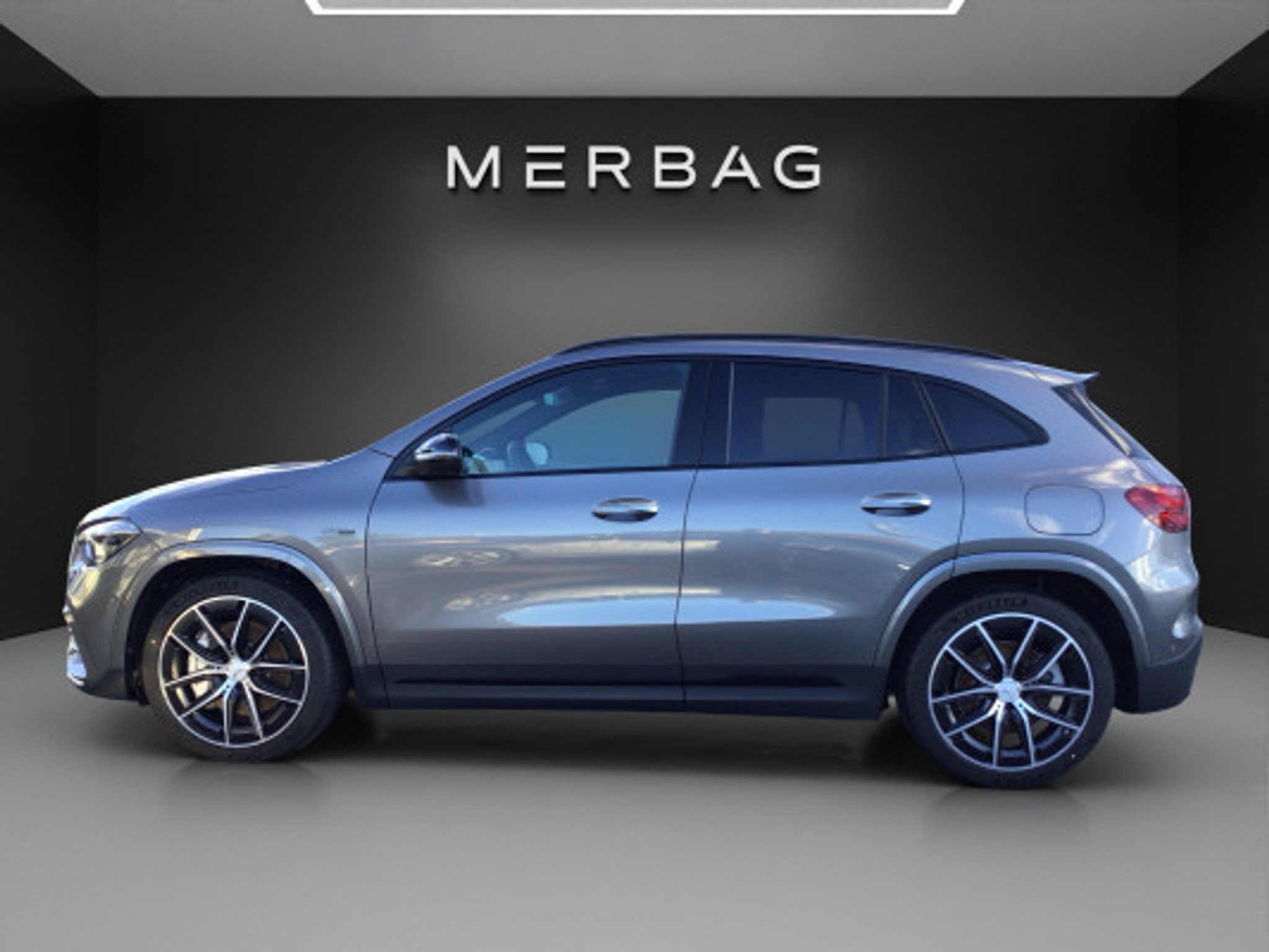 listing desktop thumbnail image 1