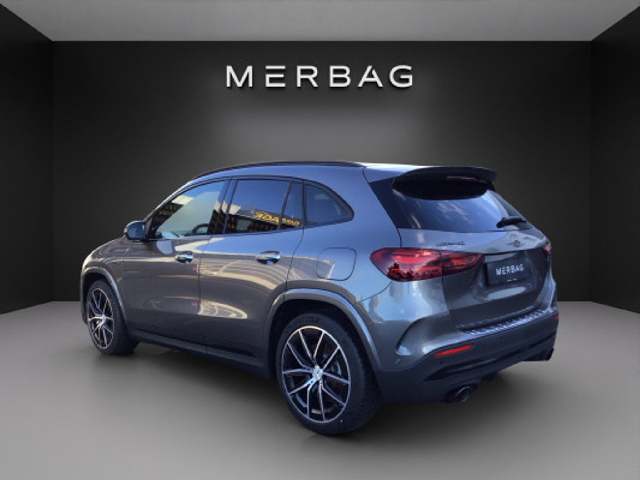 listing desktop thumbnail image 3