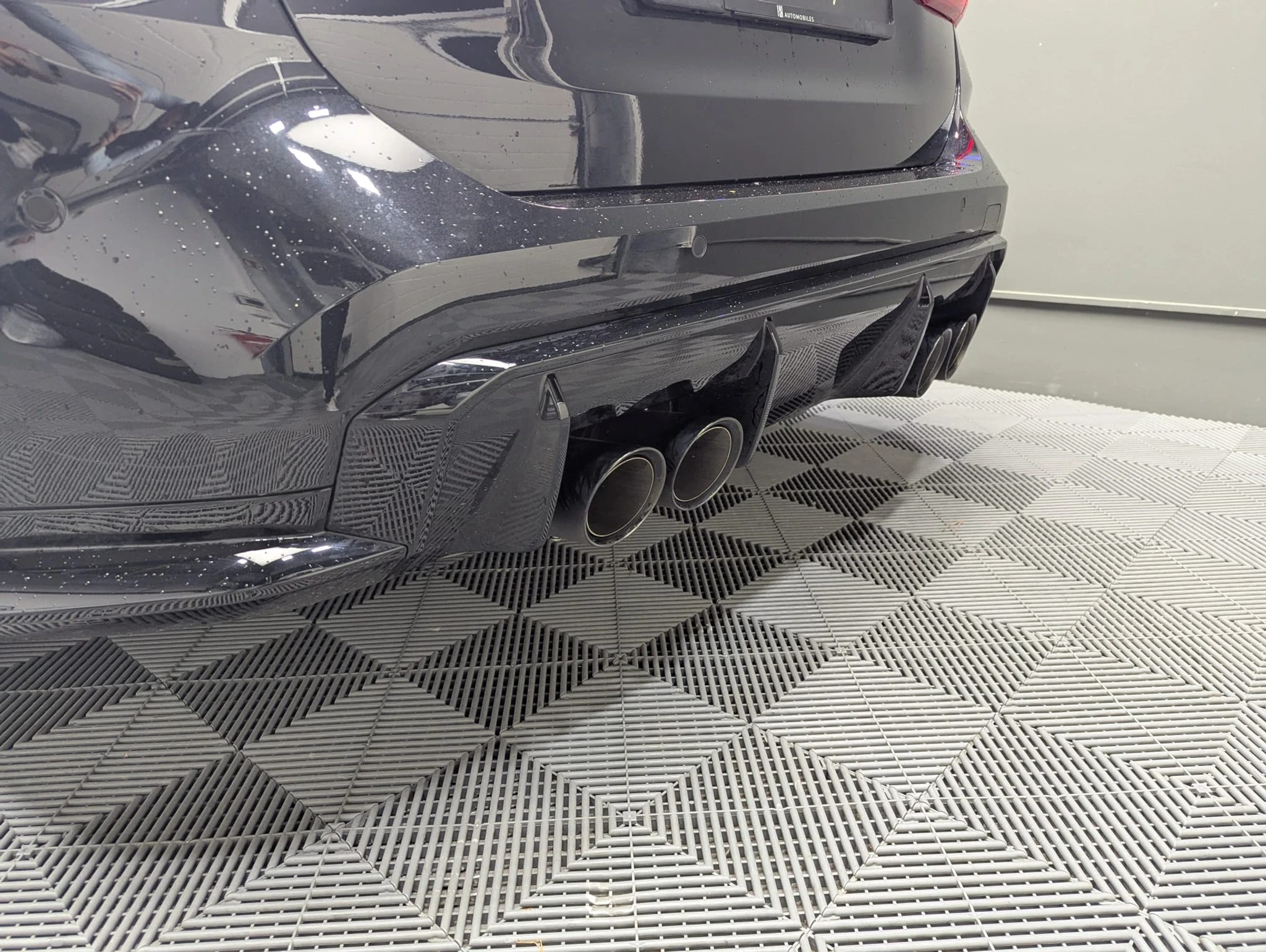 listing desktop thumbnail image 7