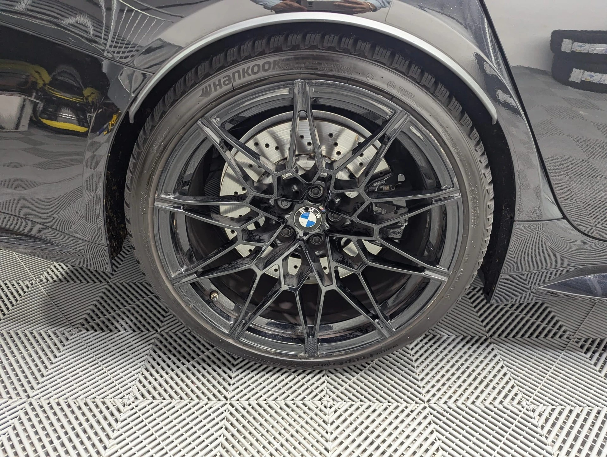 listing desktop thumbnail image 25