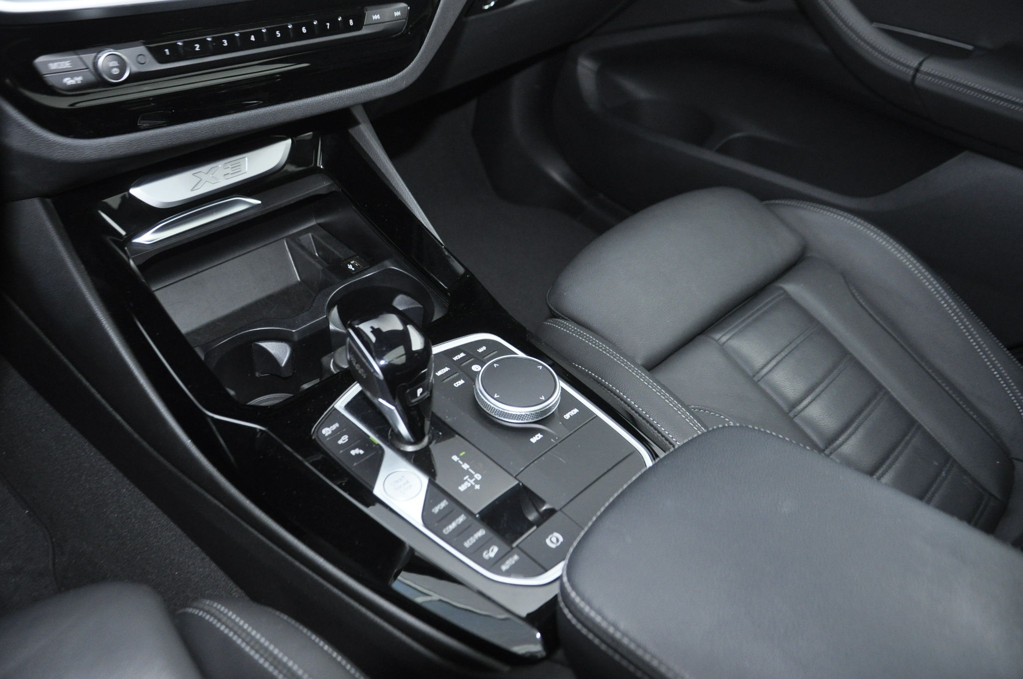 listing desktop thumbnail image 12