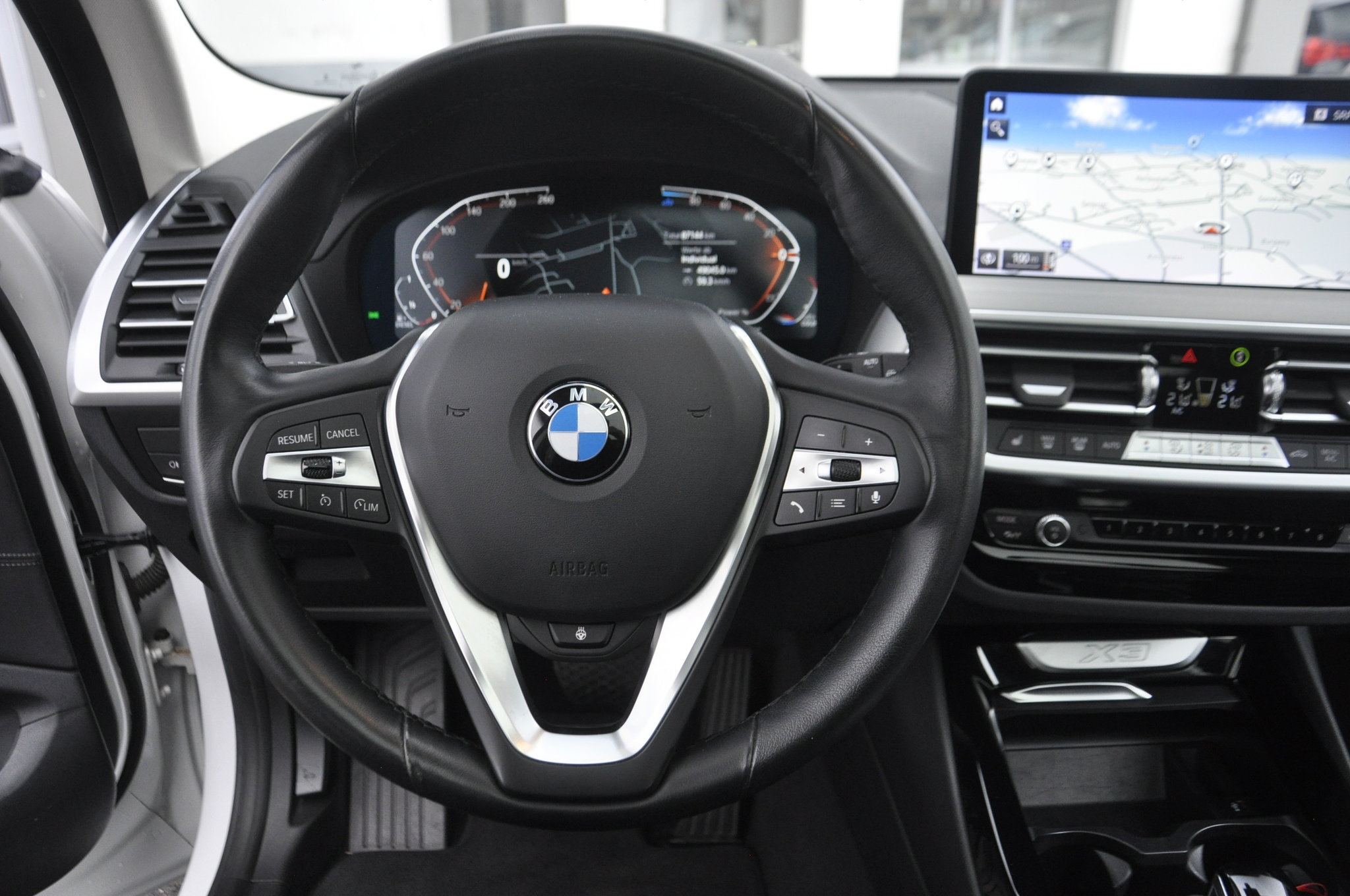 listing desktop thumbnail image 15