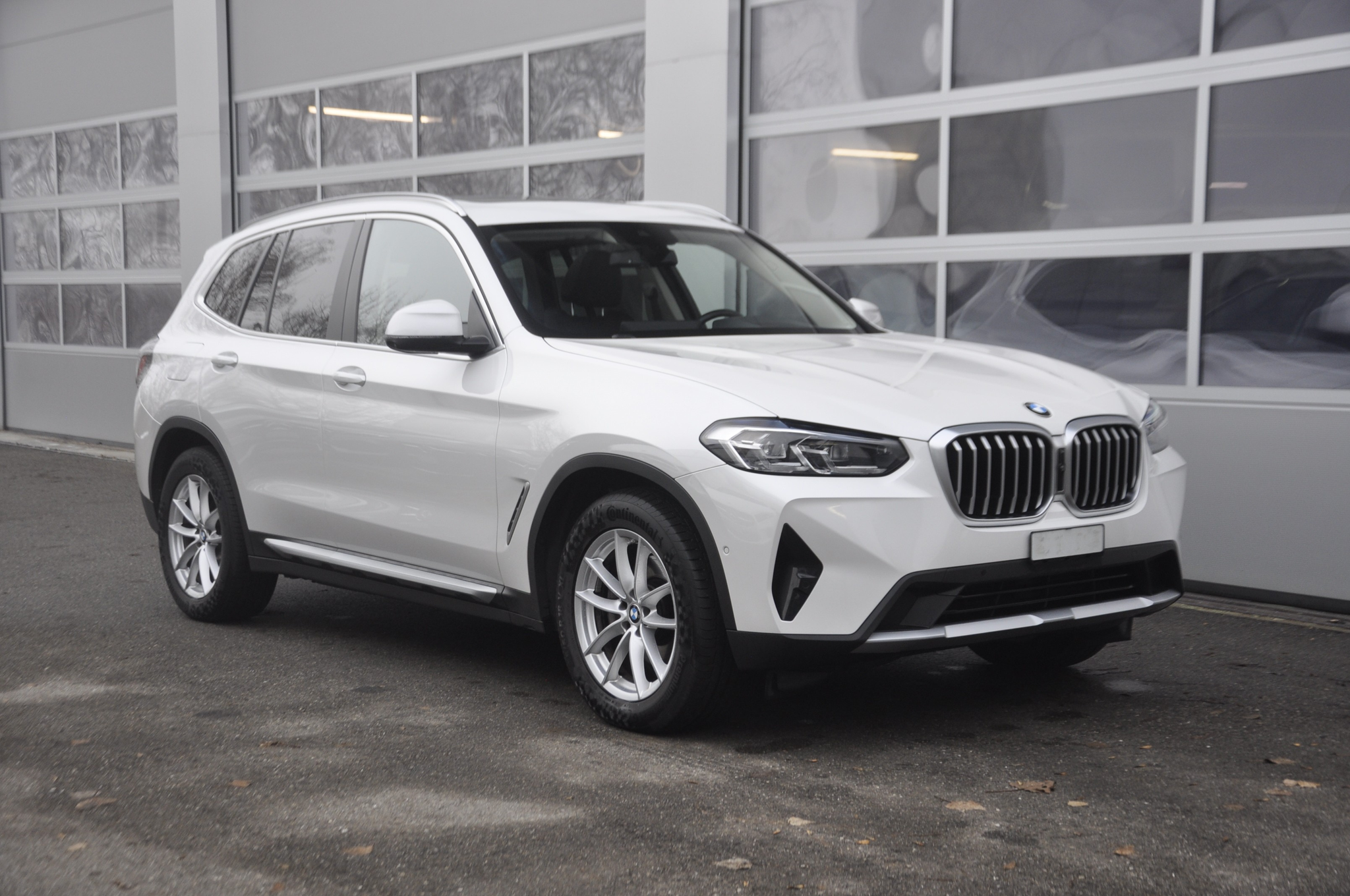 listing desktop thumbnail image 0