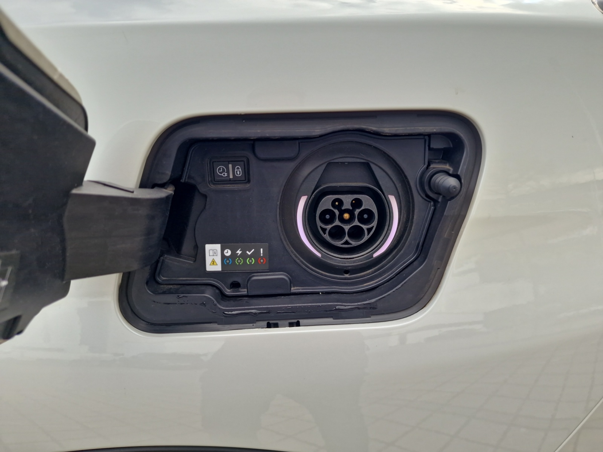 listing desktop thumbnail image 9