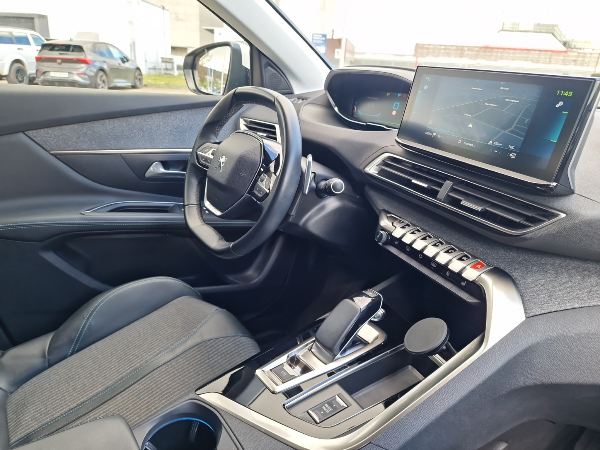 listing desktop thumbnail image 18