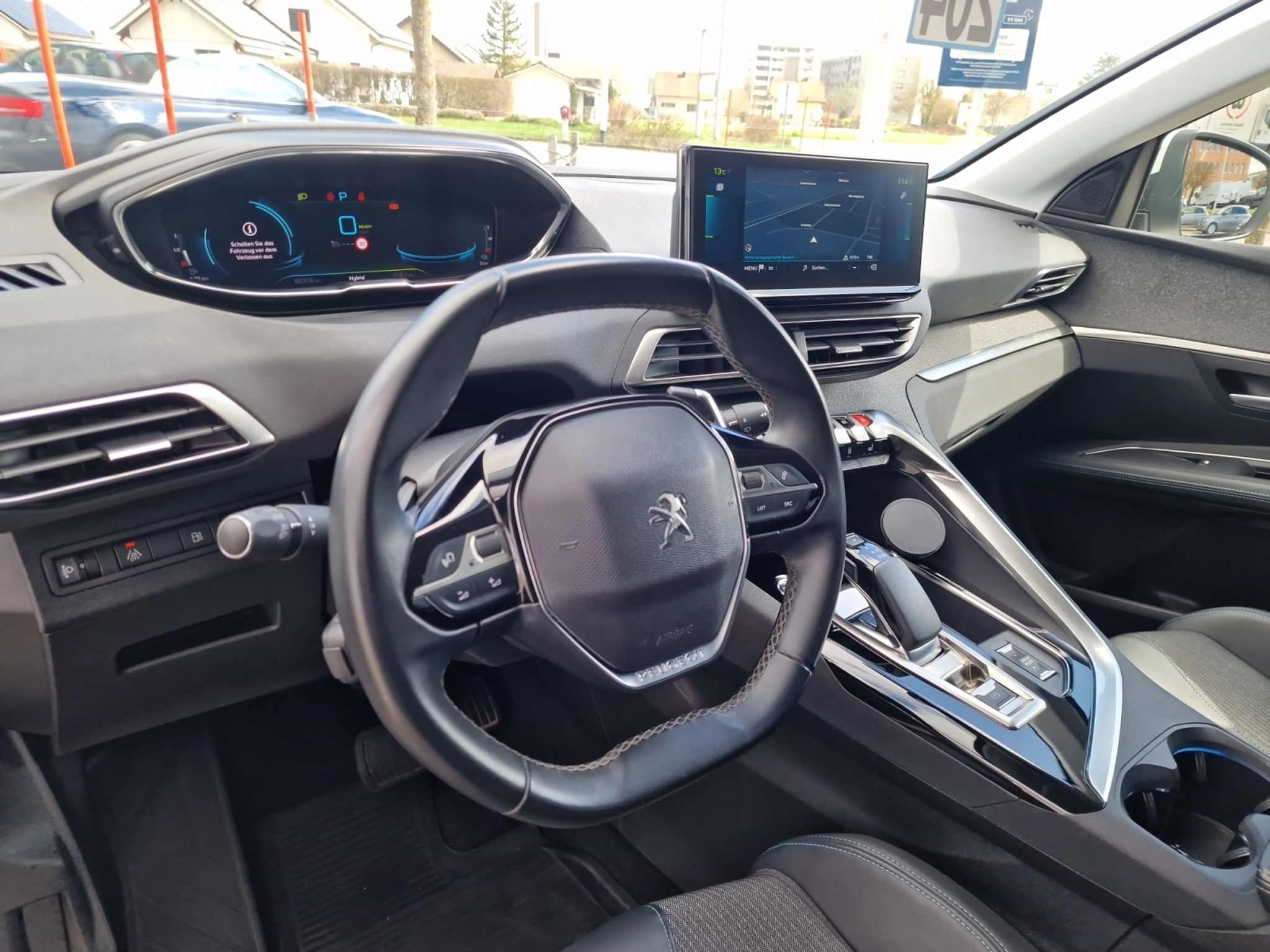 listing desktop thumbnail image 12