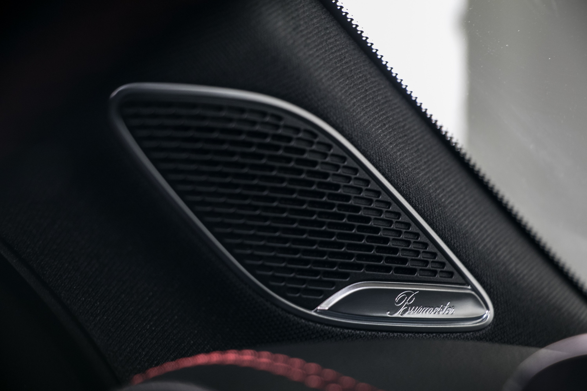 listing desktop thumbnail image 9