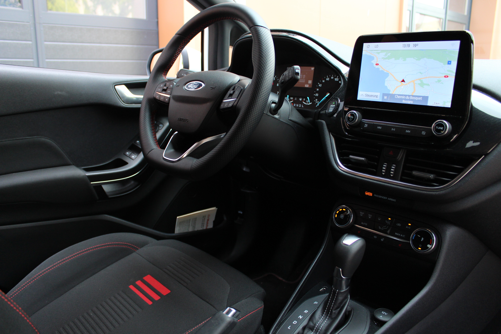 listing desktop thumbnail image 23