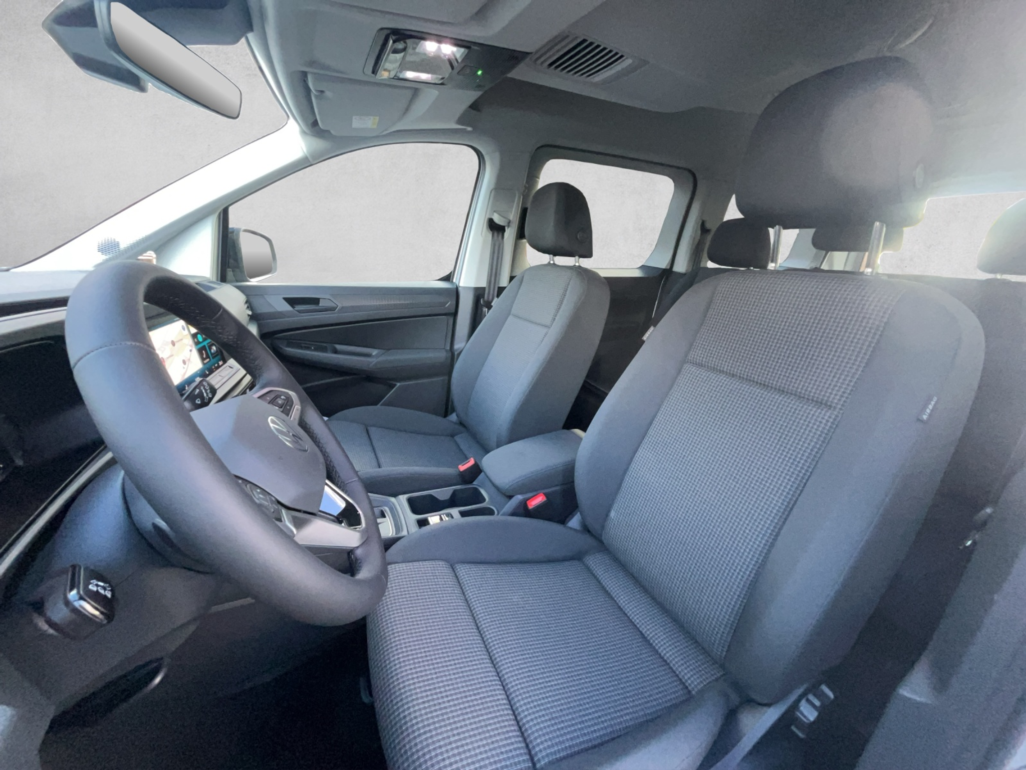 listing desktop thumbnail image 5