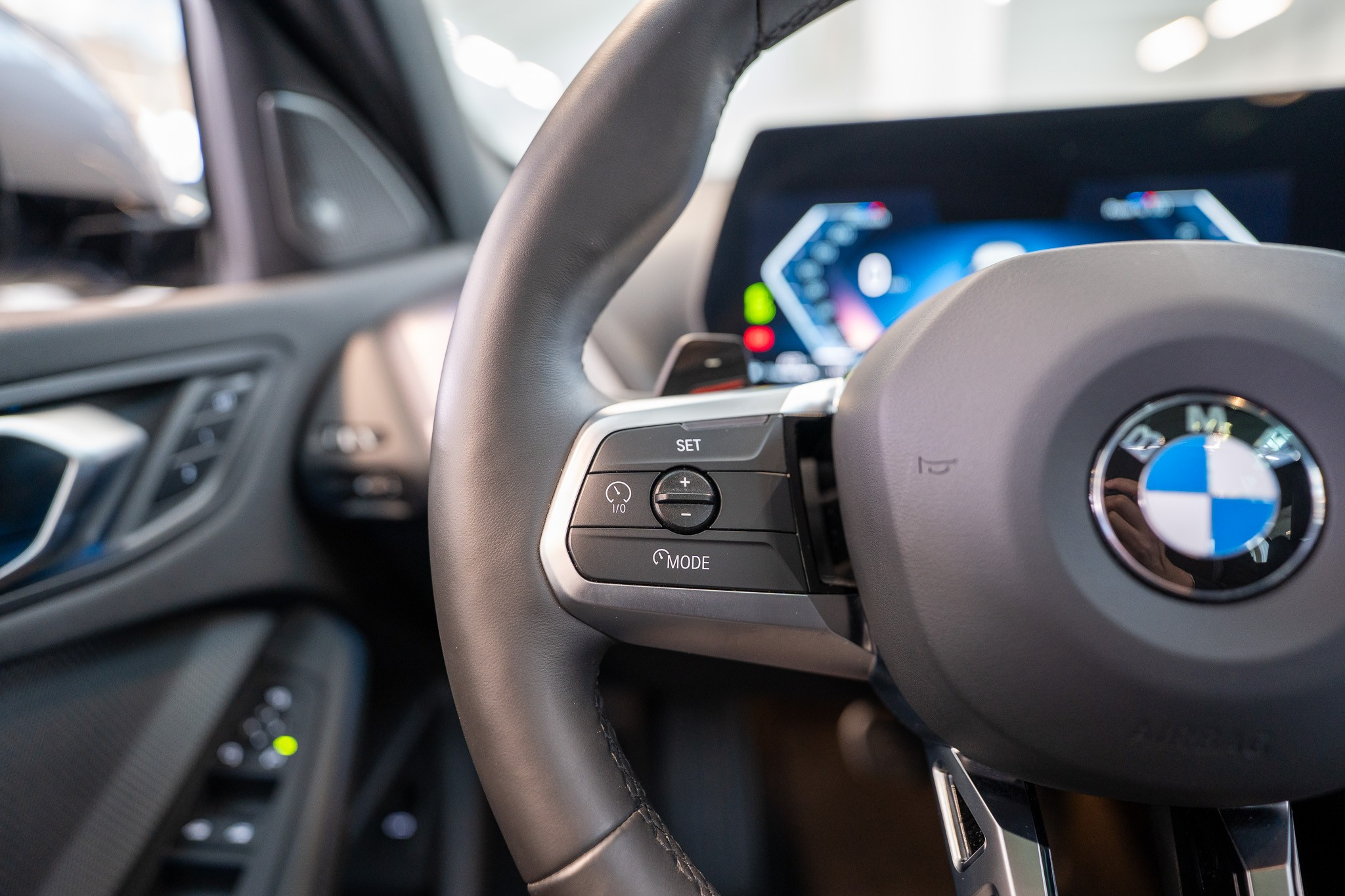 listing desktop thumbnail image 17