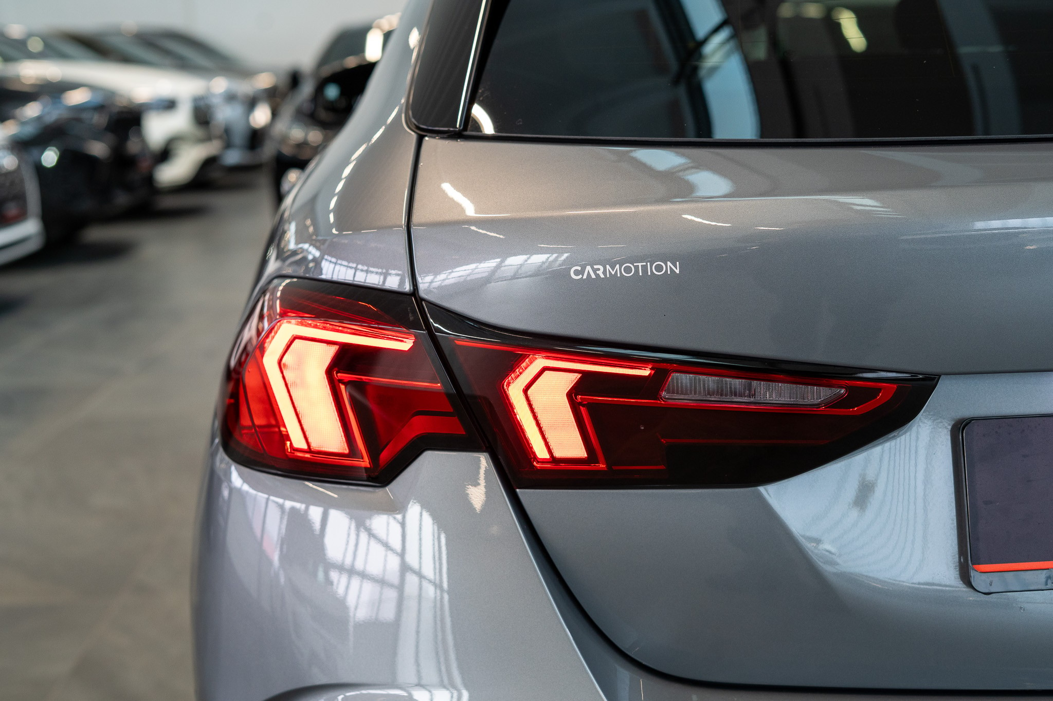 listing desktop thumbnail image 6