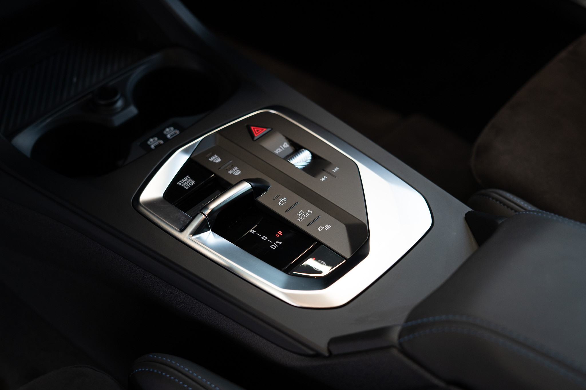 listing desktop thumbnail image 18