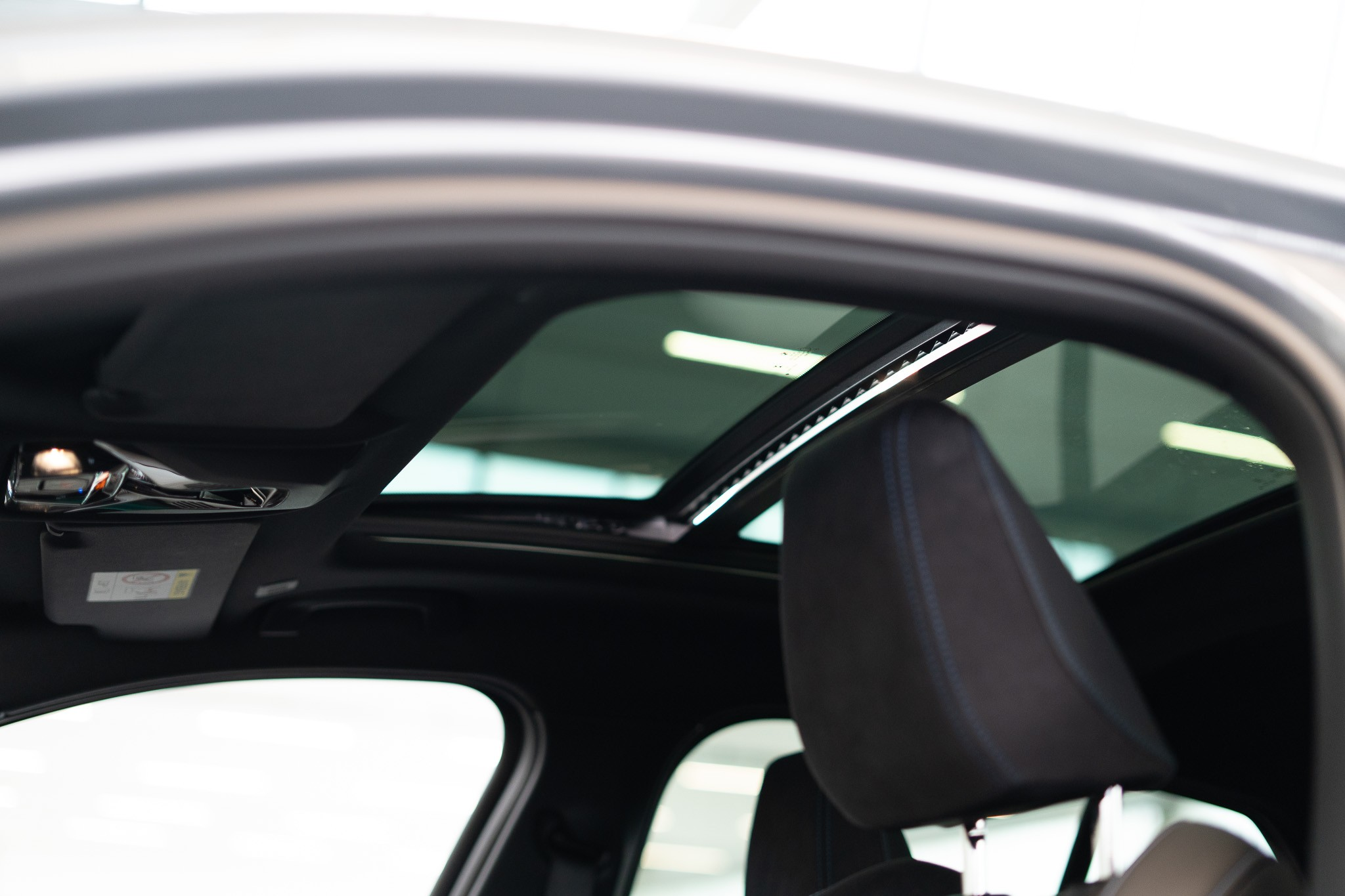 listing desktop thumbnail image 10