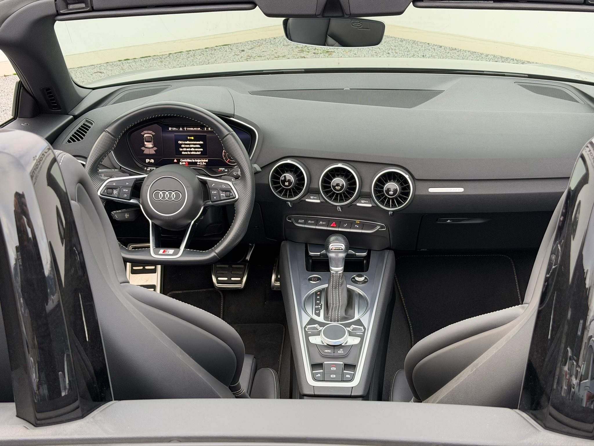 listing desktop thumbnail image 13