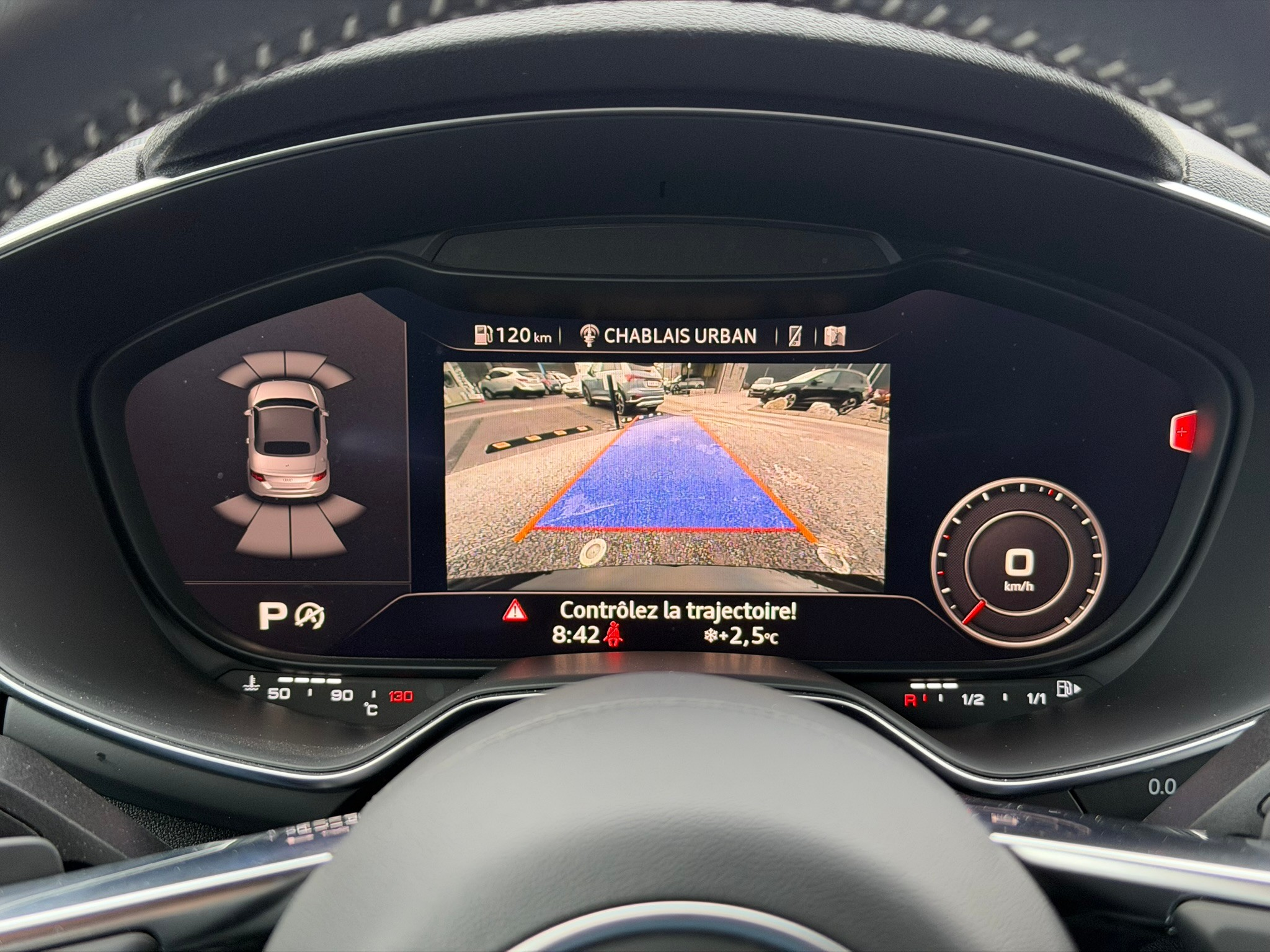 listing desktop thumbnail image 11