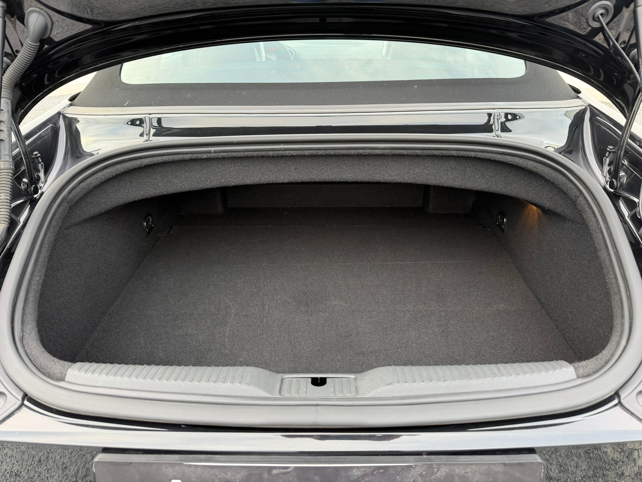 listing desktop thumbnail image 12