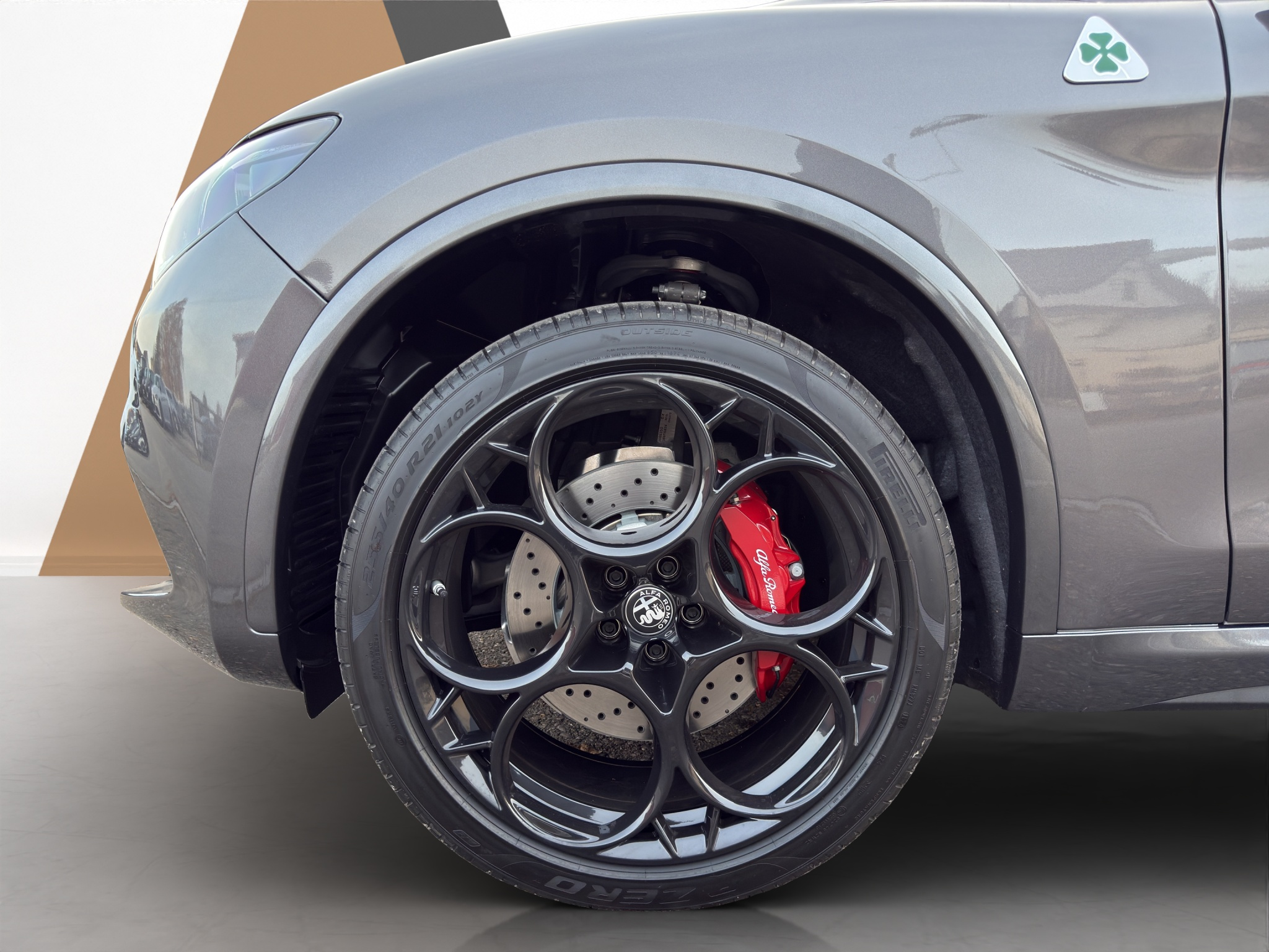 listing desktop thumbnail image 18