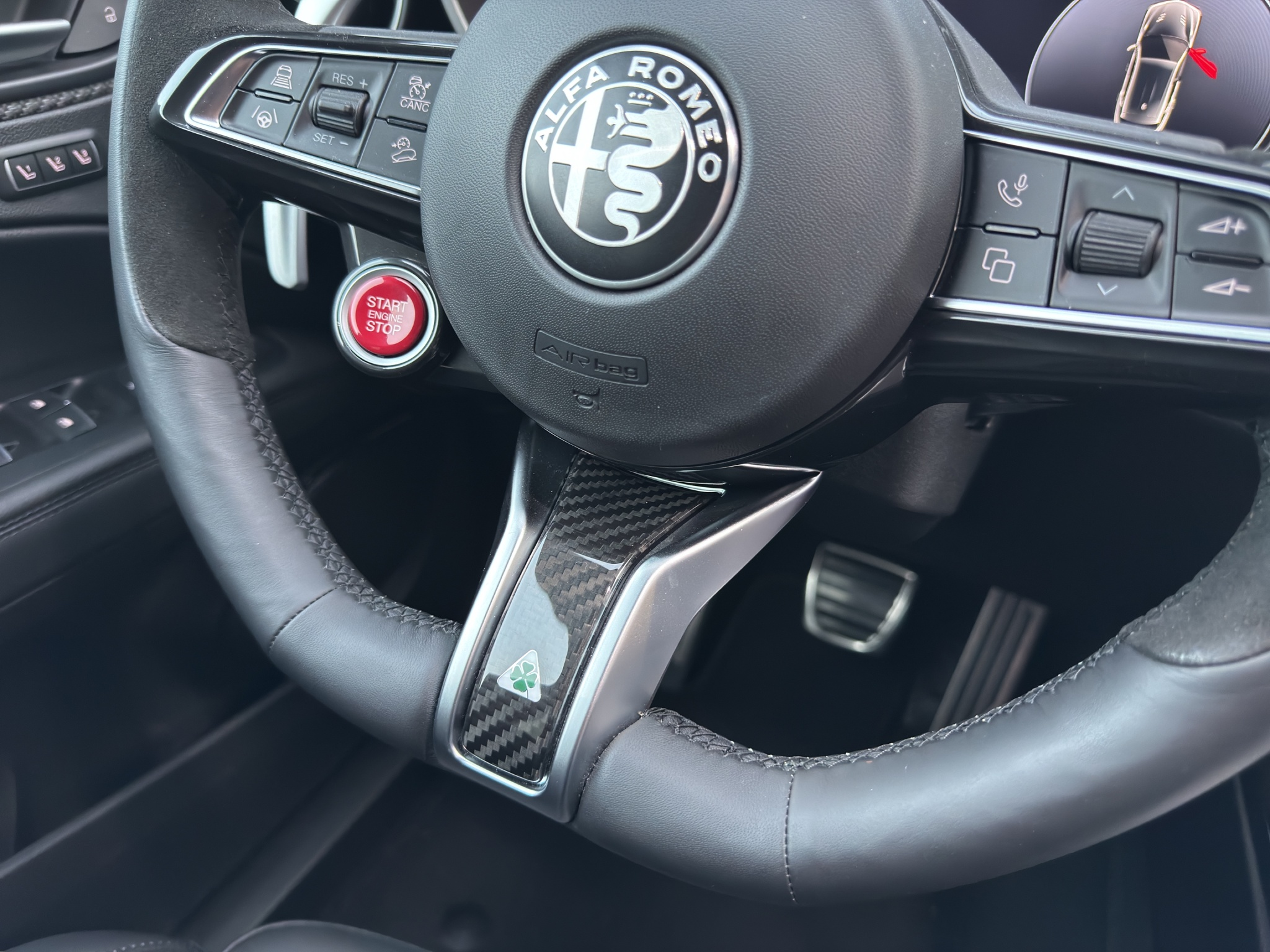 listing desktop thumbnail image 21