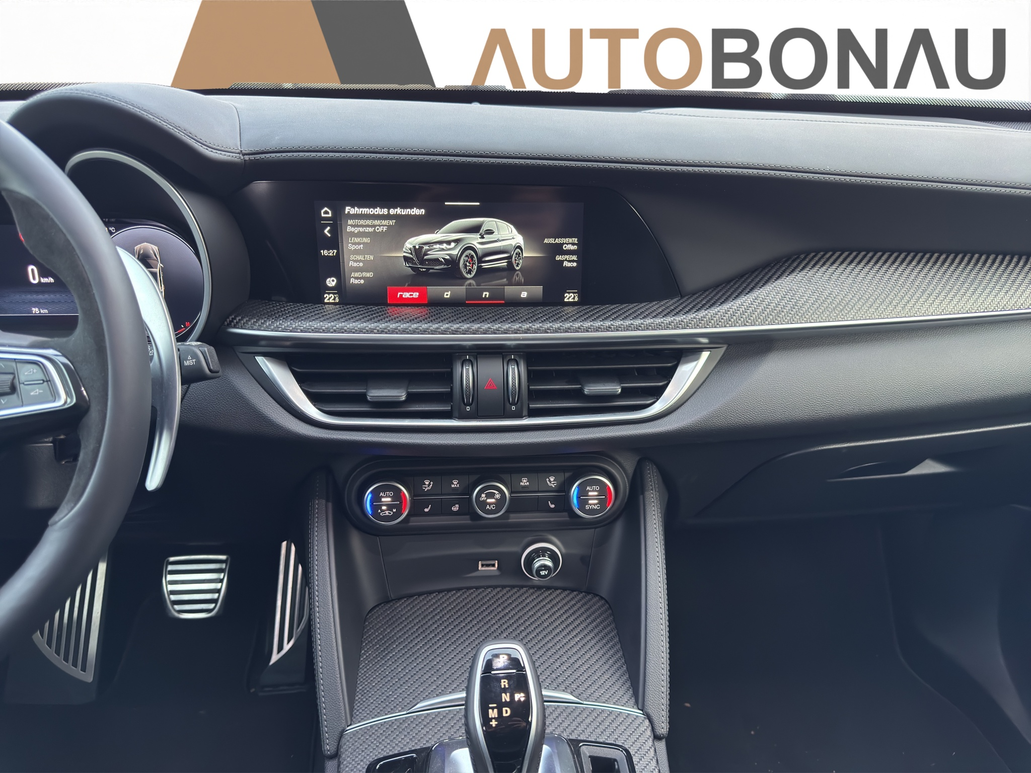 listing desktop thumbnail image 15