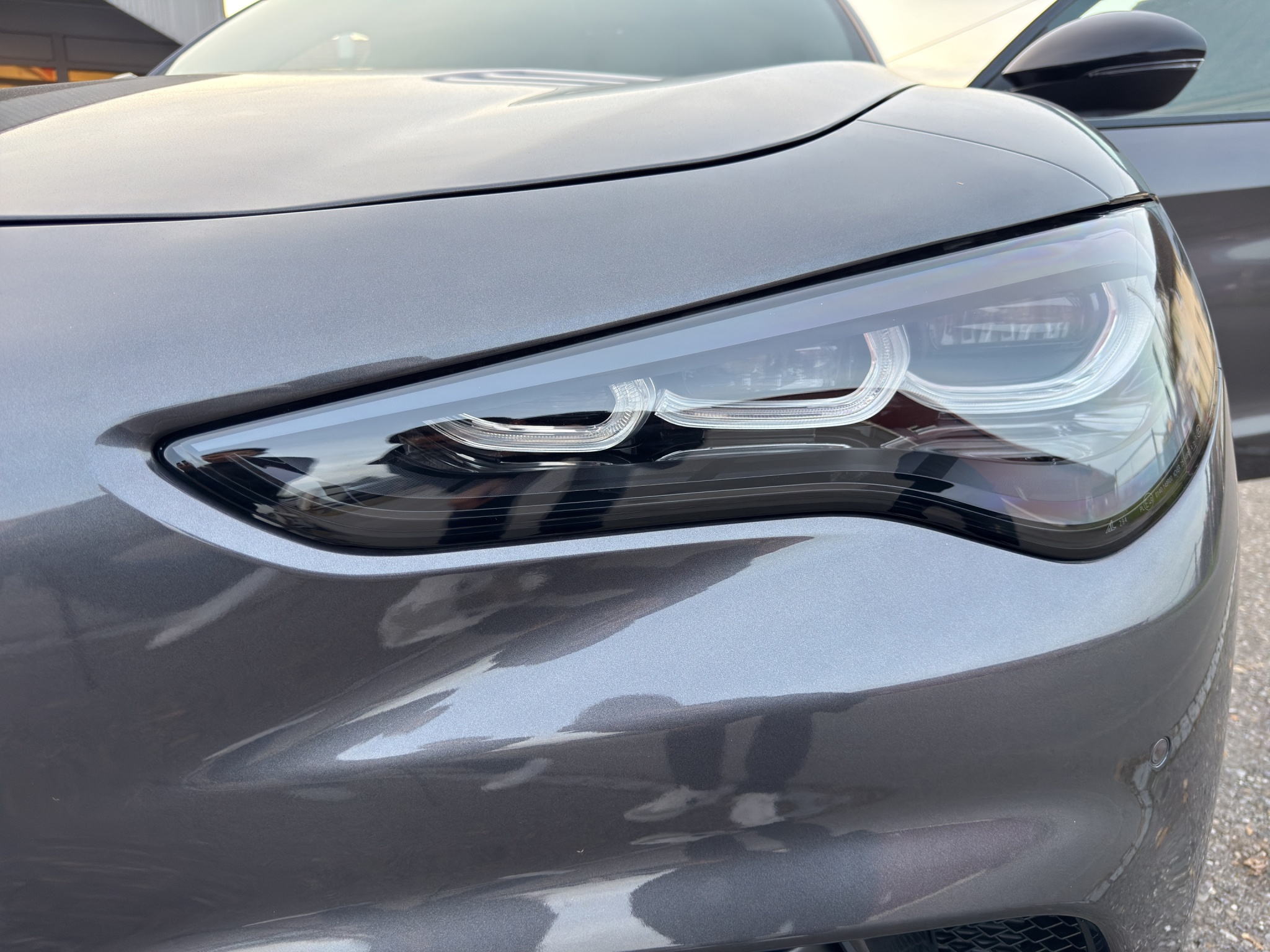 listing desktop thumbnail image 30