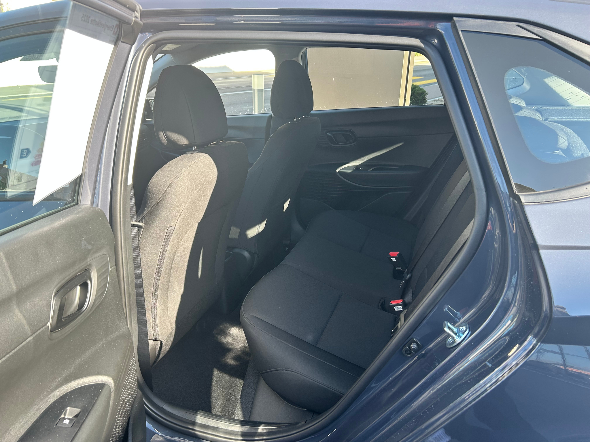 listing desktop thumbnail image 14