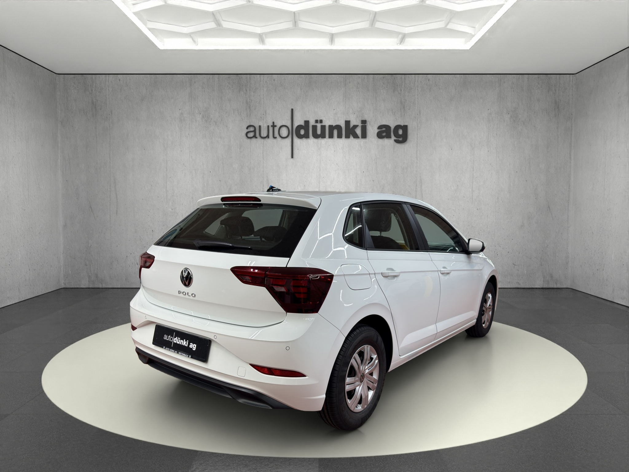 listing desktop thumbnail image 3