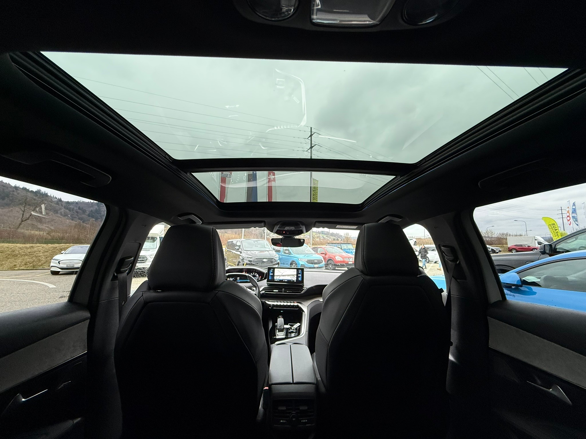 listing desktop thumbnail image 9