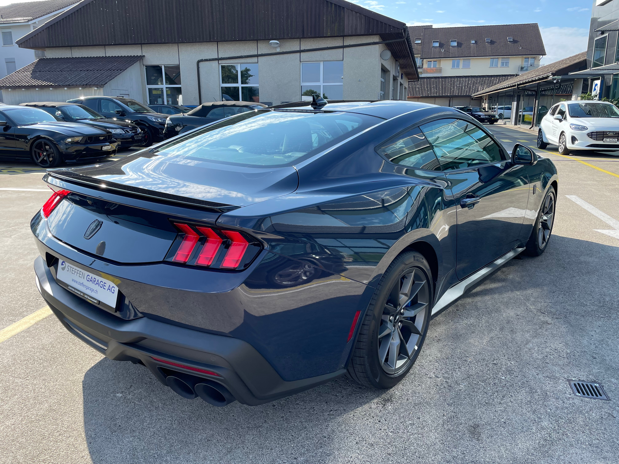 listing desktop thumbnail image 7