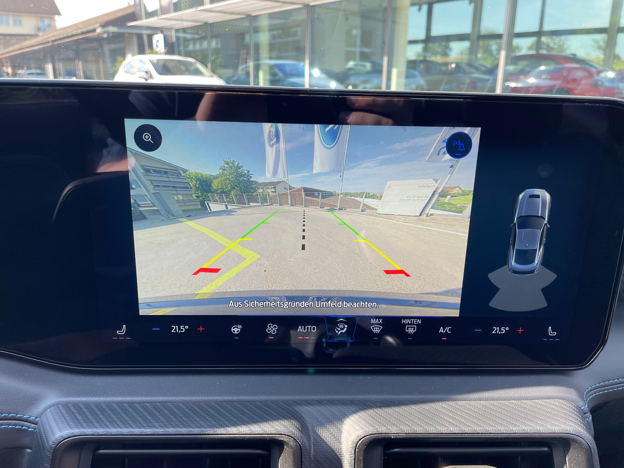 listing desktop thumbnail image 15