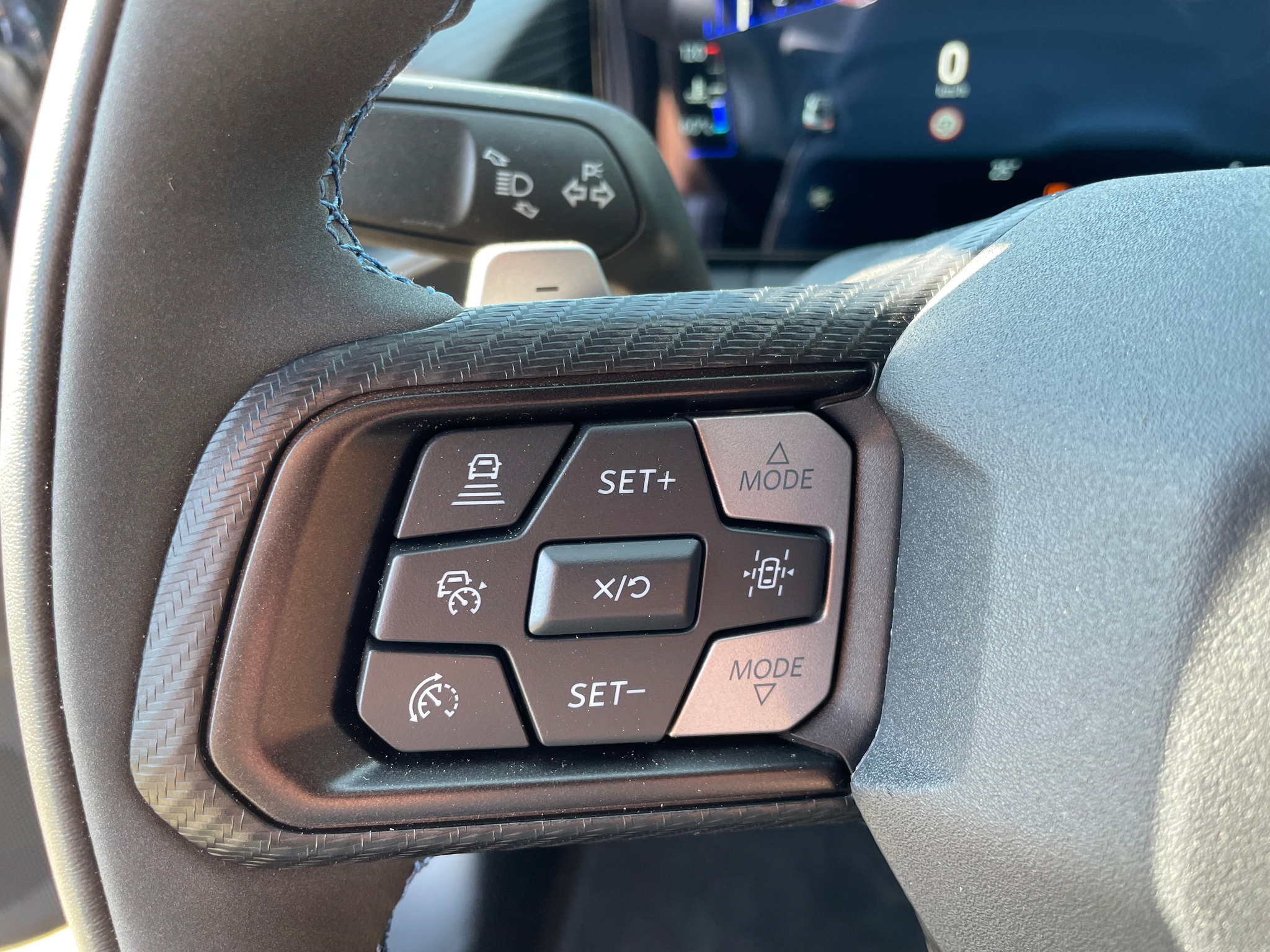 listing desktop thumbnail image 18