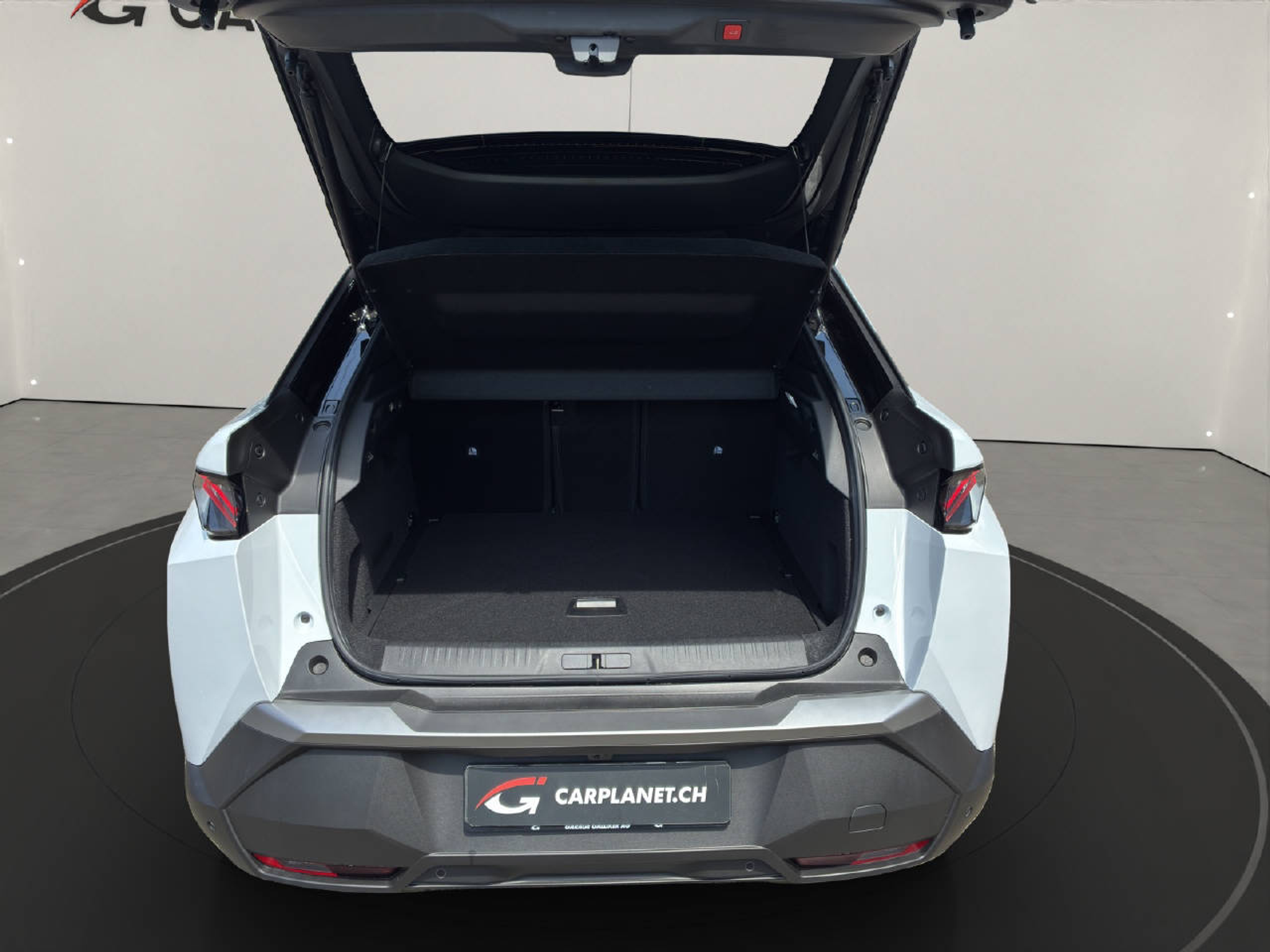 listing desktop thumbnail image 3