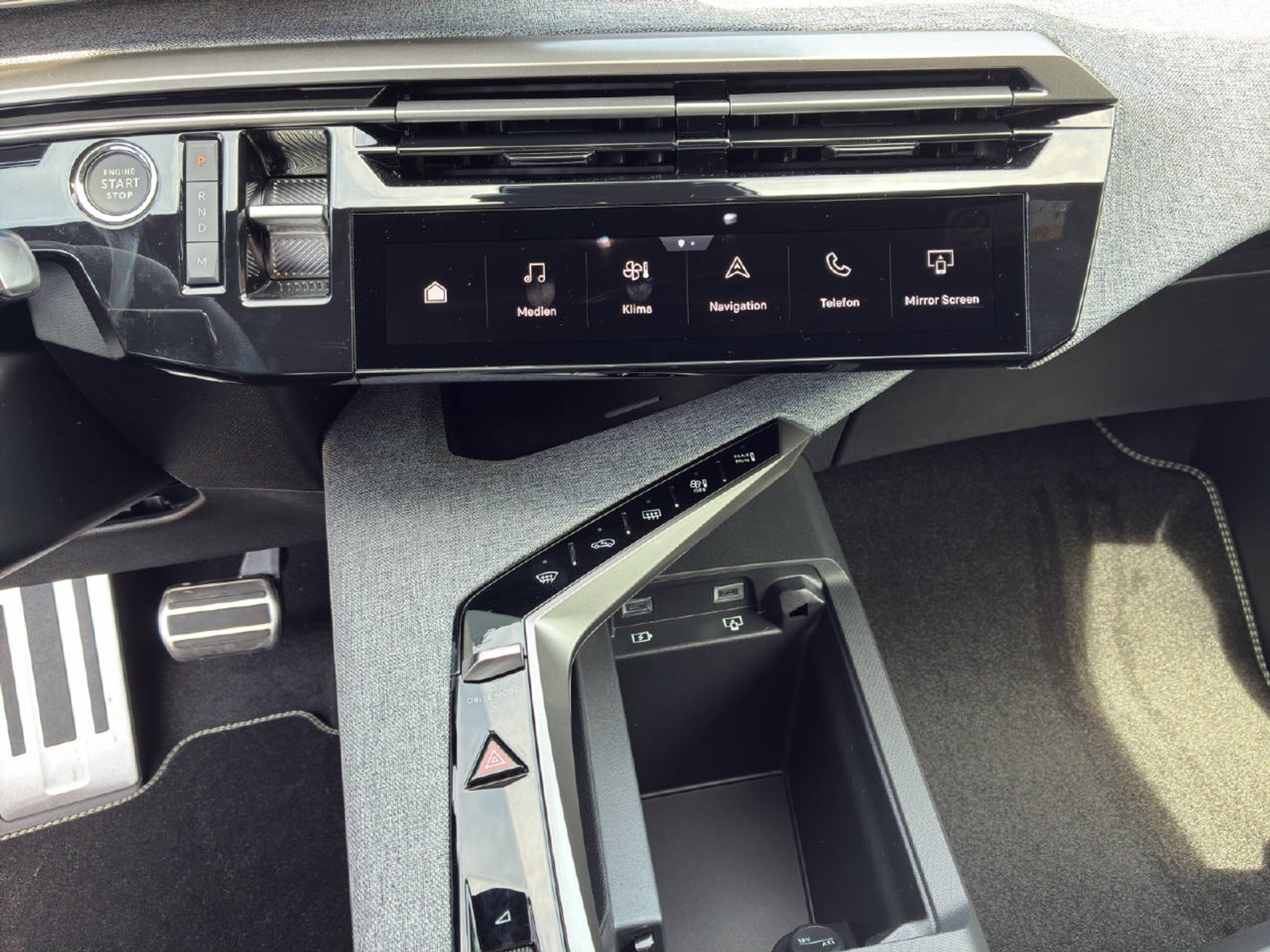 listing desktop thumbnail image 12