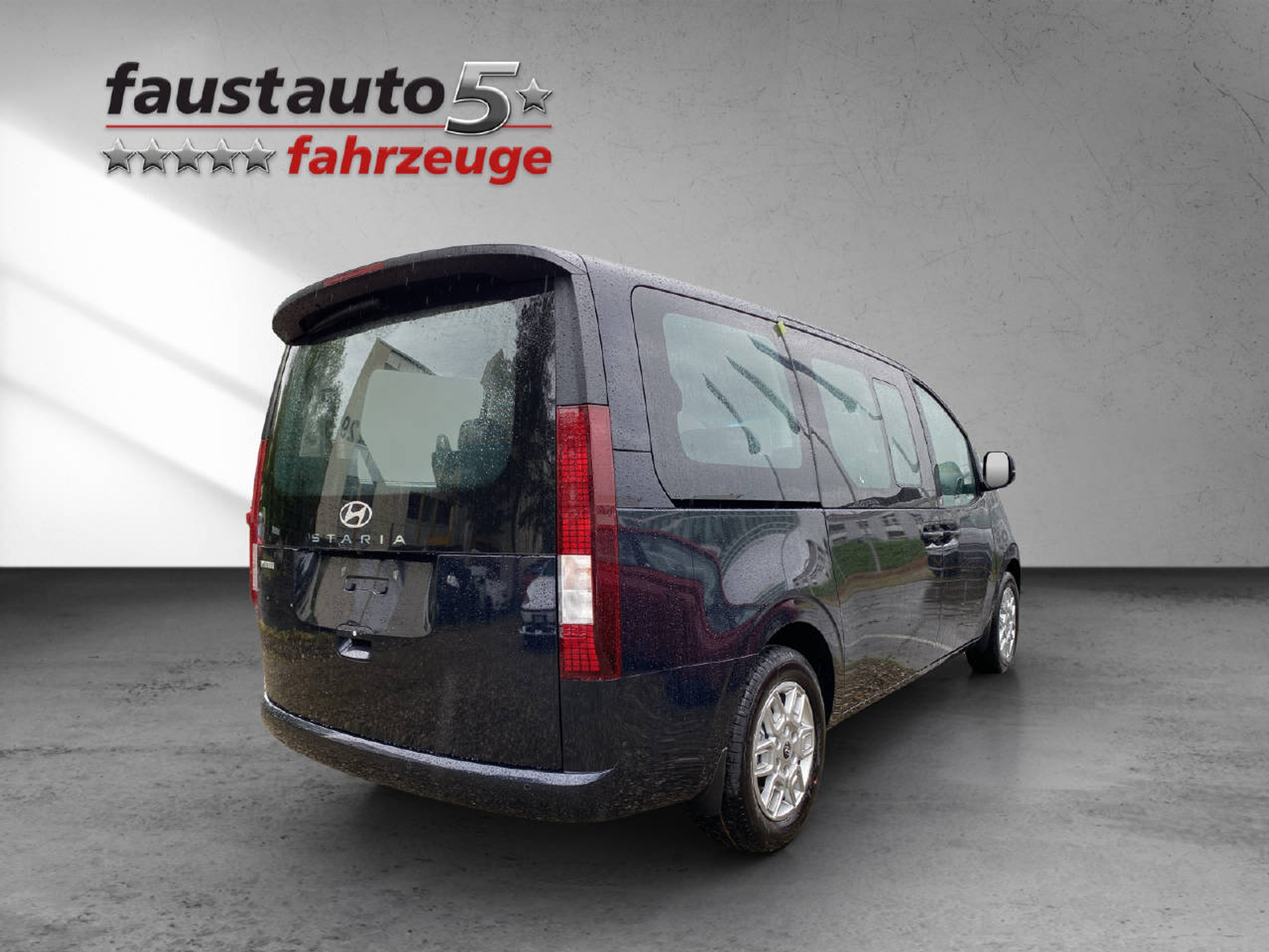 listing desktop thumbnail image 4