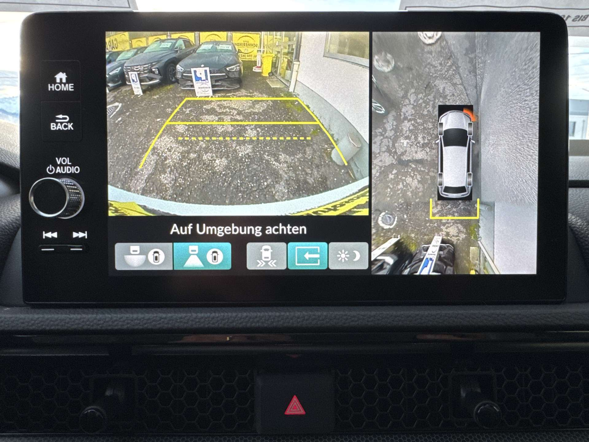 listing desktop thumbnail image 10