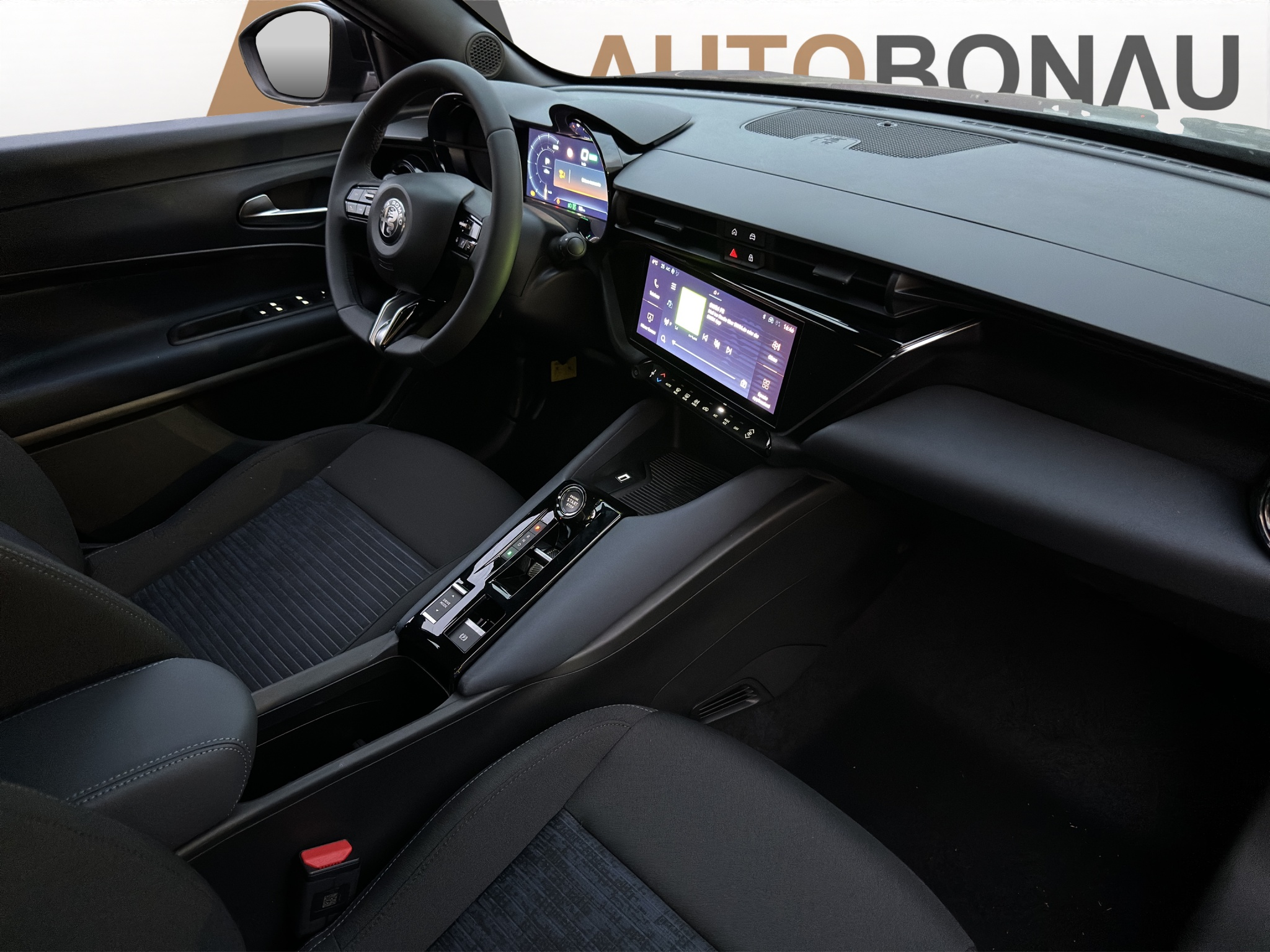 listing desktop thumbnail image 10