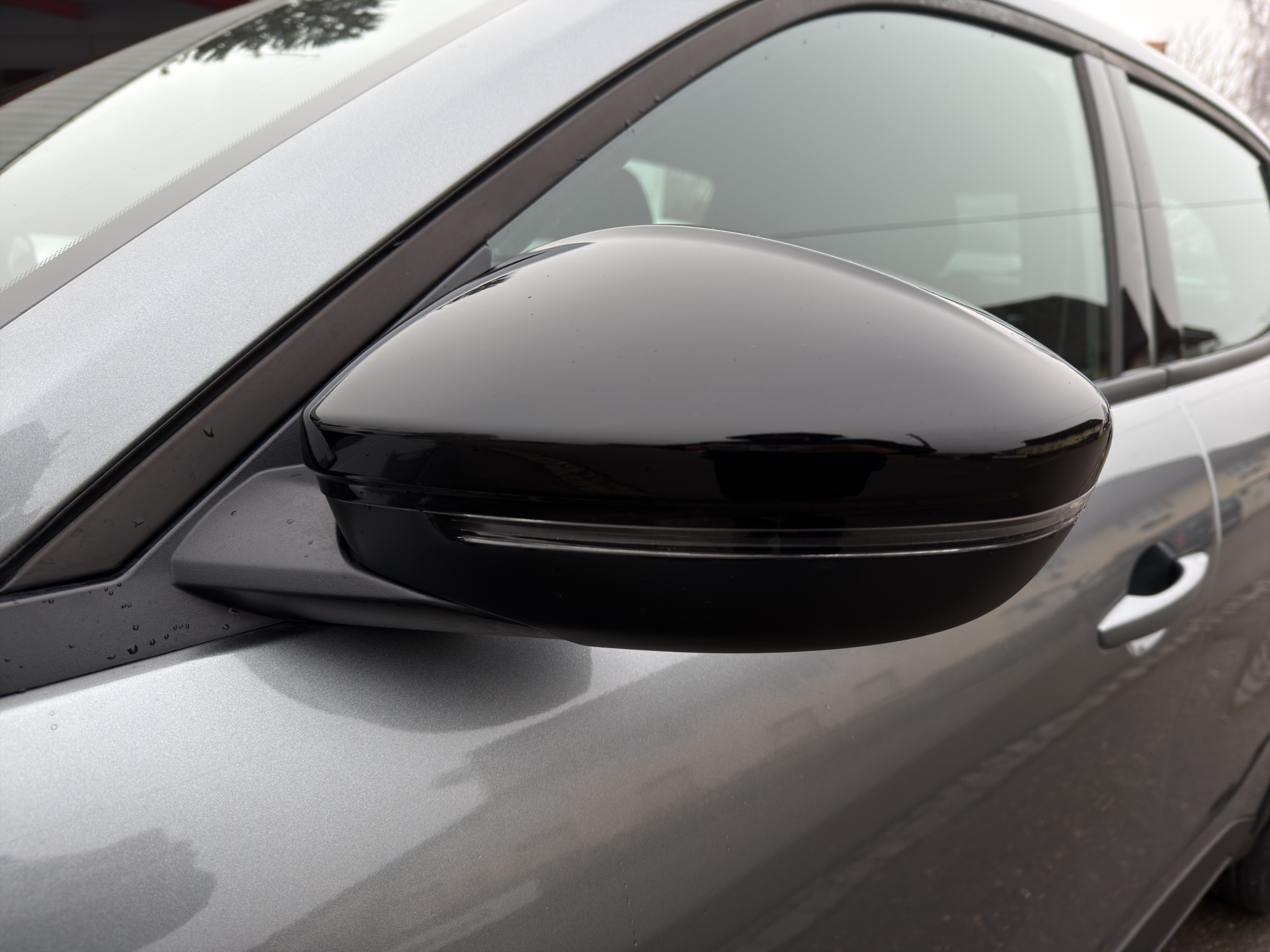 listing desktop thumbnail image 20