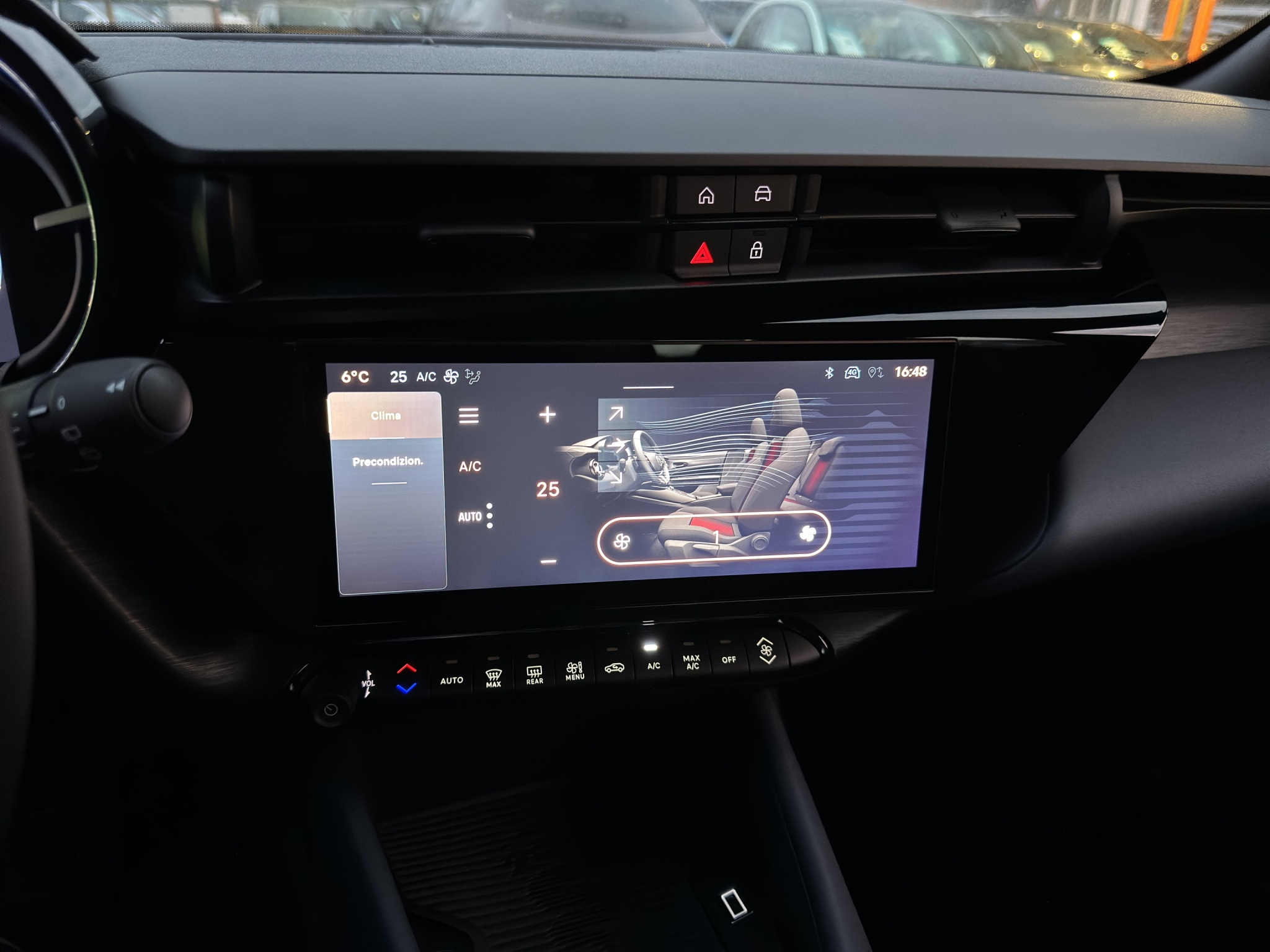 listing desktop thumbnail image 25