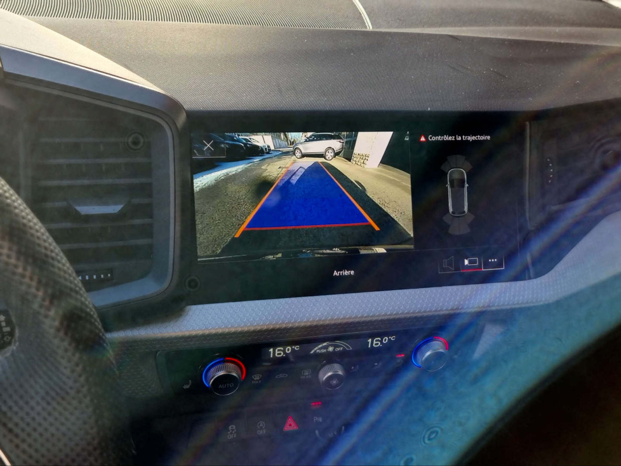 listing desktop thumbnail image 16