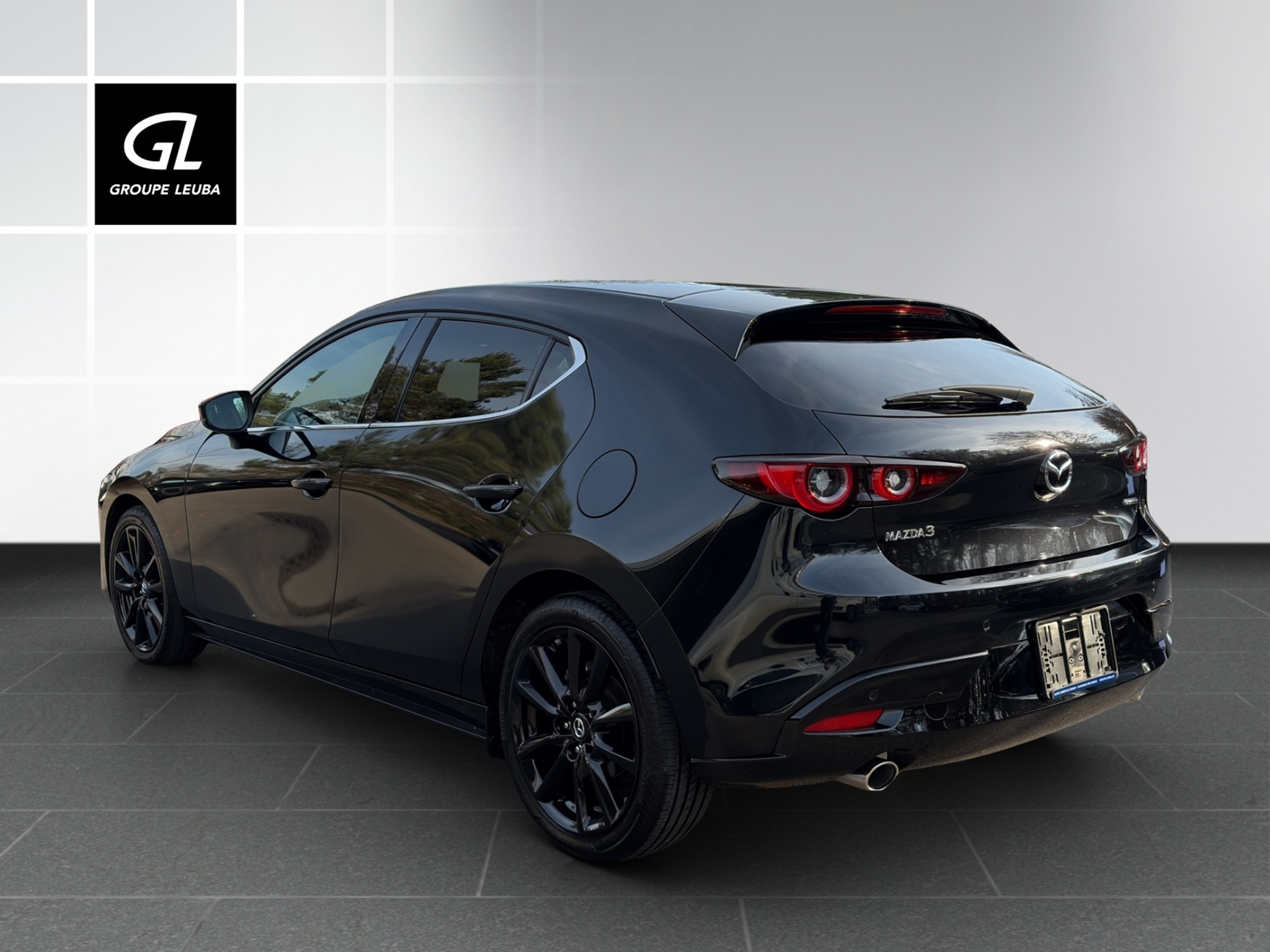 listing desktop thumbnail image 4