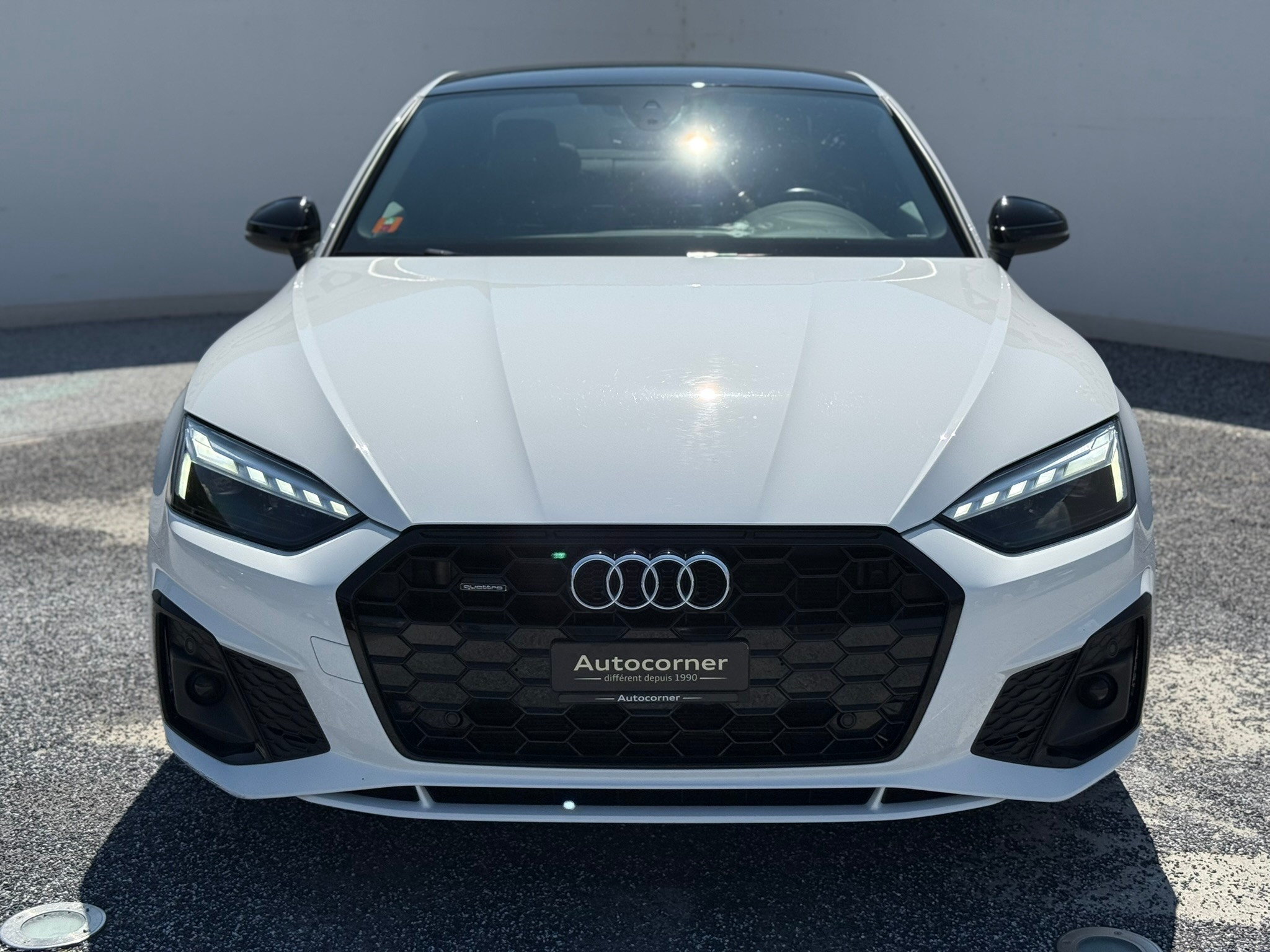 listing desktop thumbnail image 4