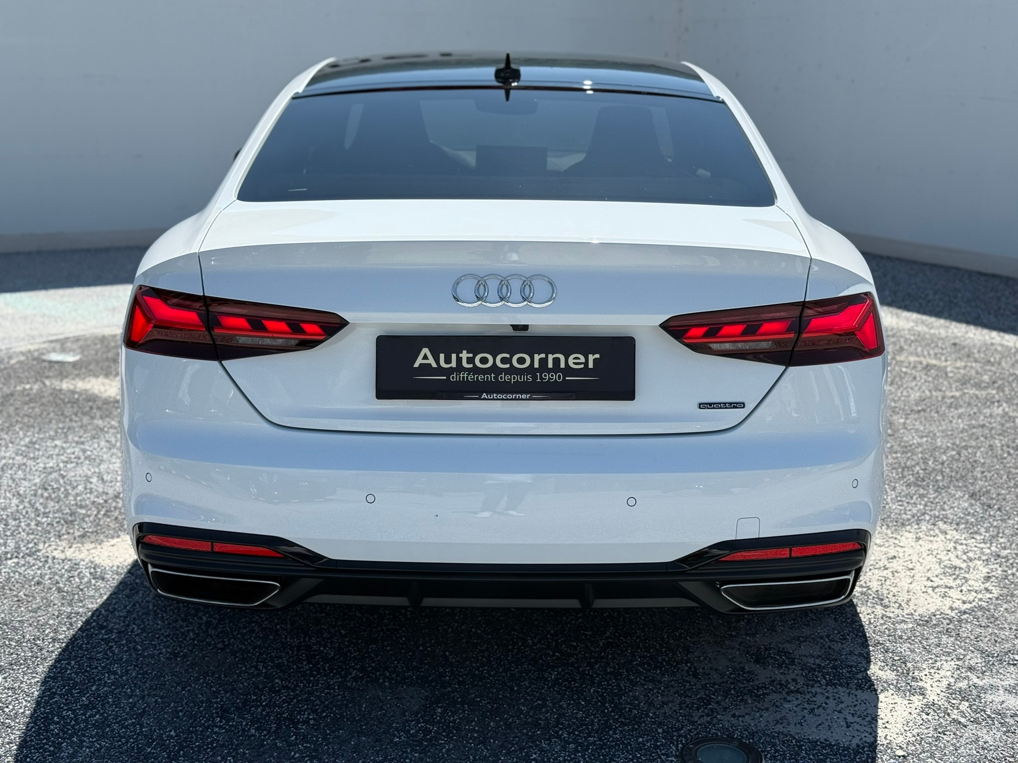 listing desktop thumbnail image 1