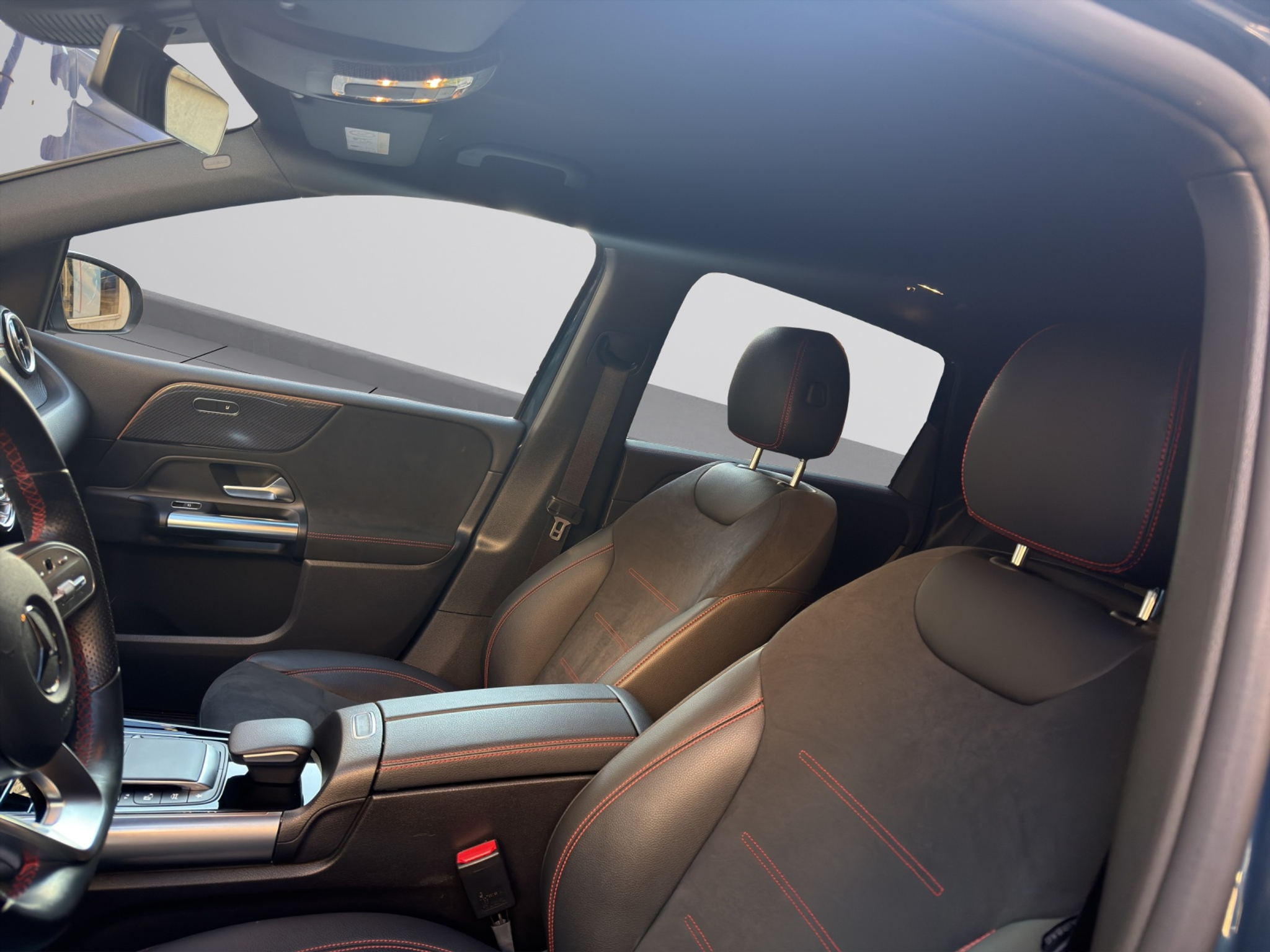 listing desktop thumbnail image 7