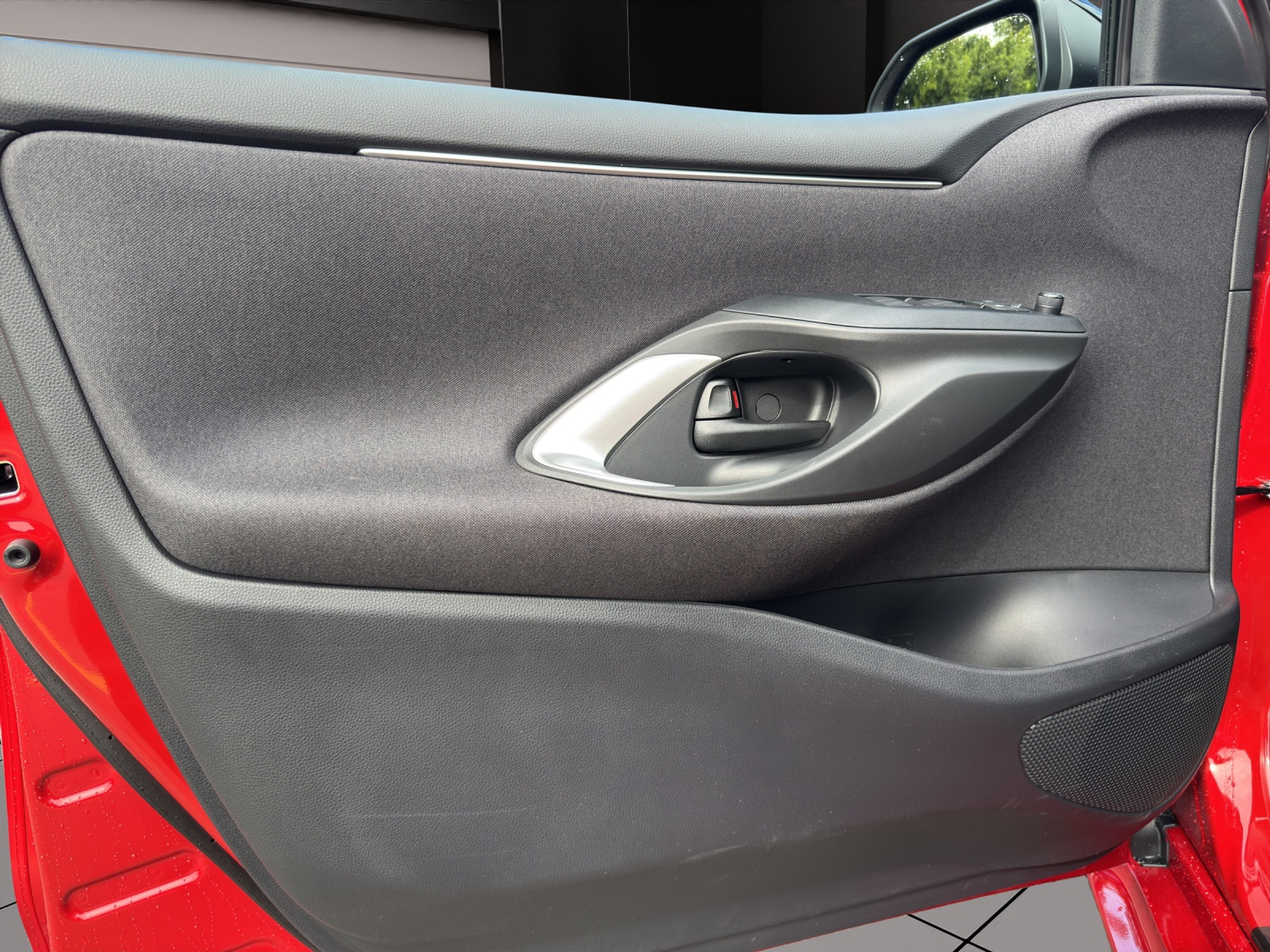 listing desktop thumbnail image 9