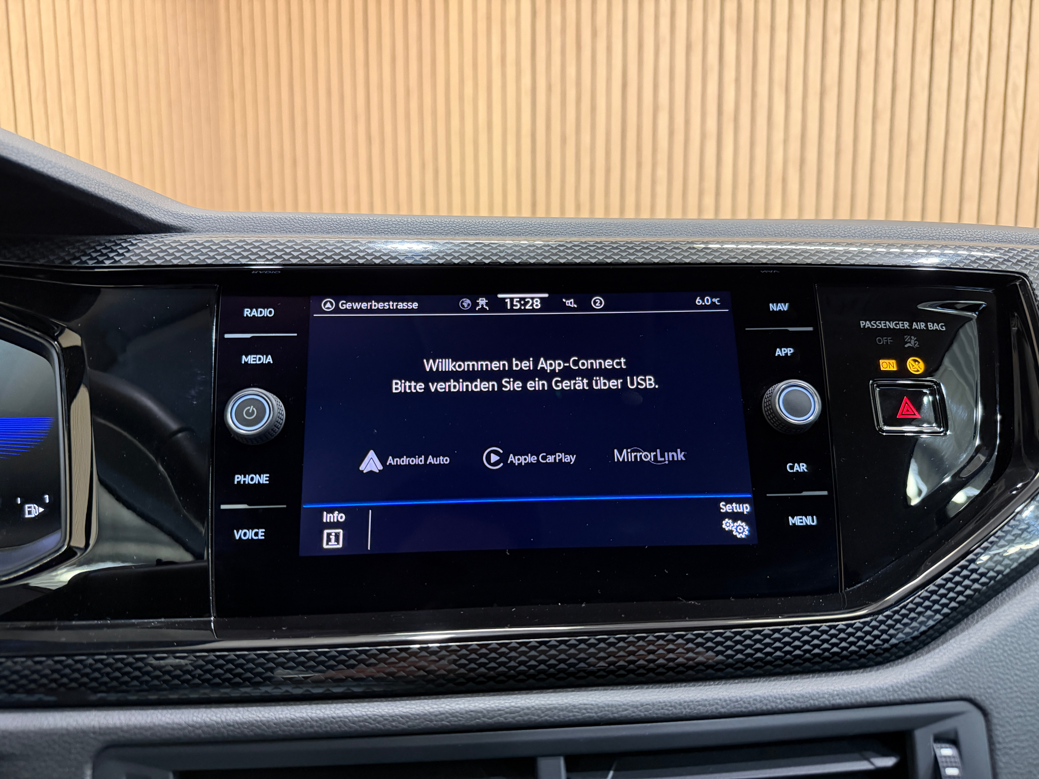 listing desktop thumbnail image 12