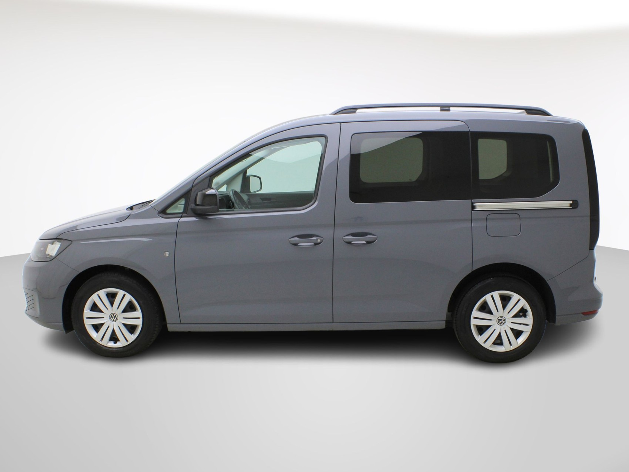 listing desktop thumbnail image 1