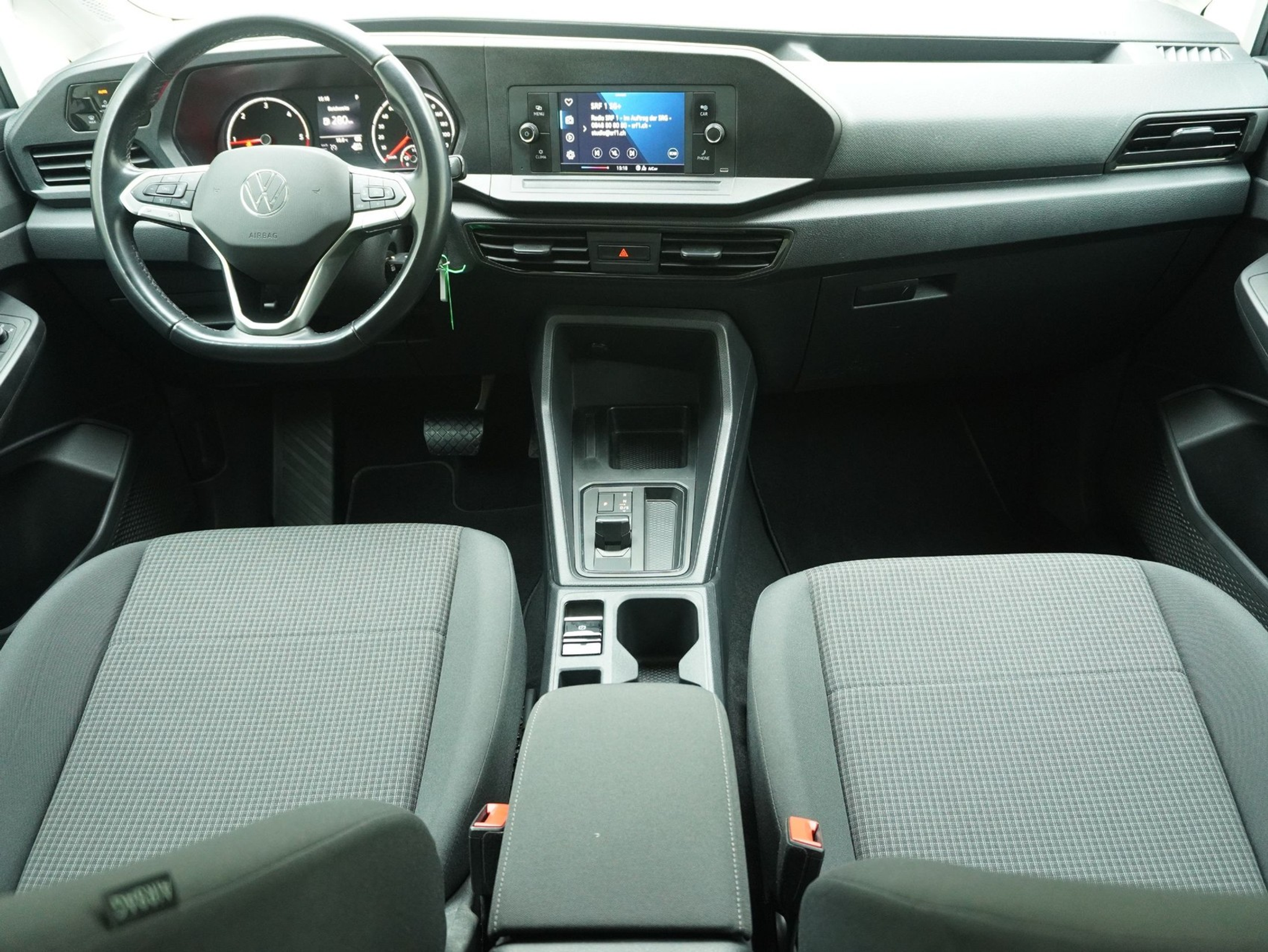 listing desktop thumbnail image 11