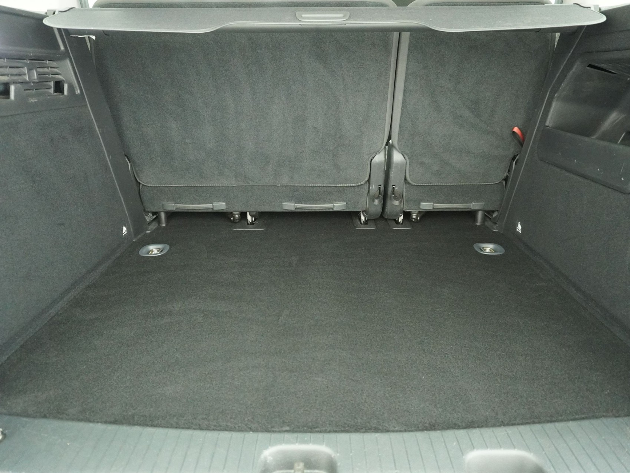 listing desktop thumbnail image 10